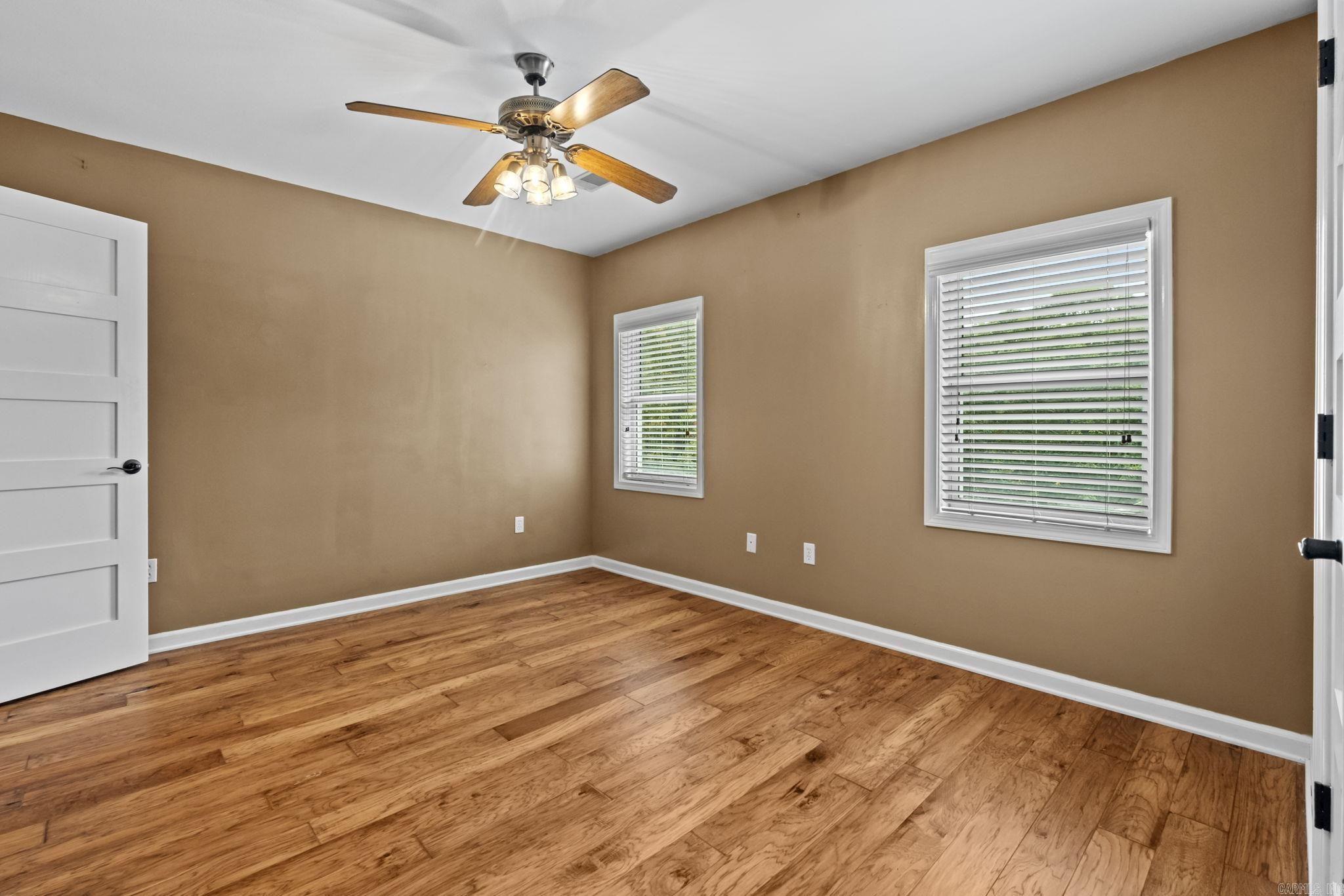 NORTH HILLS ESTATES - Residential