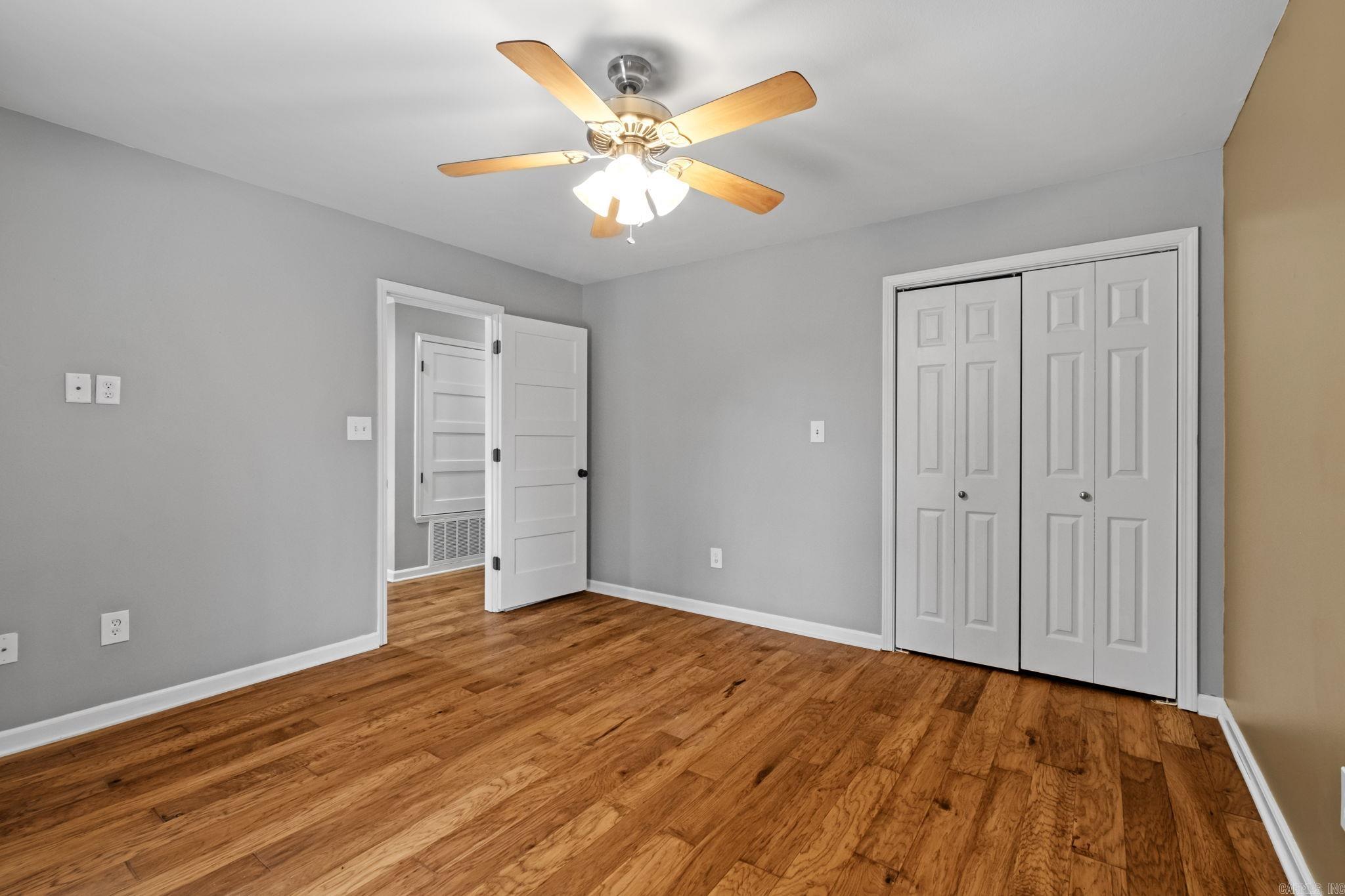 NORTH HILLS ESTATES - Residential