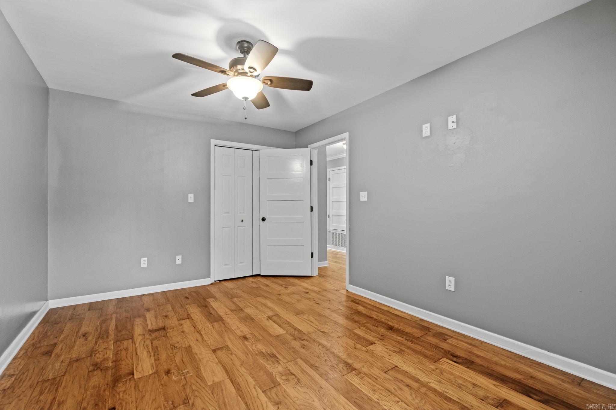 NORTH HILLS ESTATES - Residential