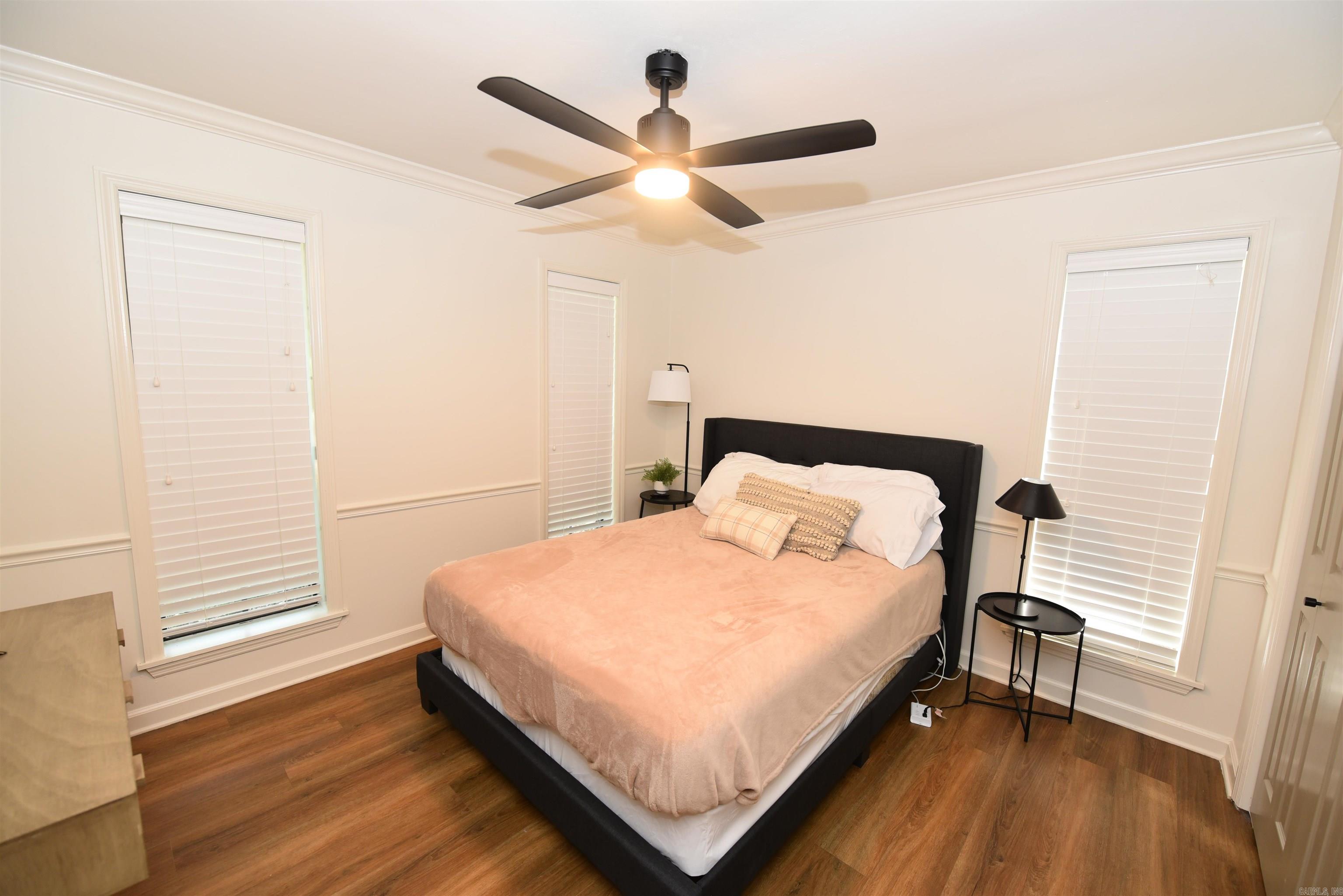 HAMILTON HILLS - Residential