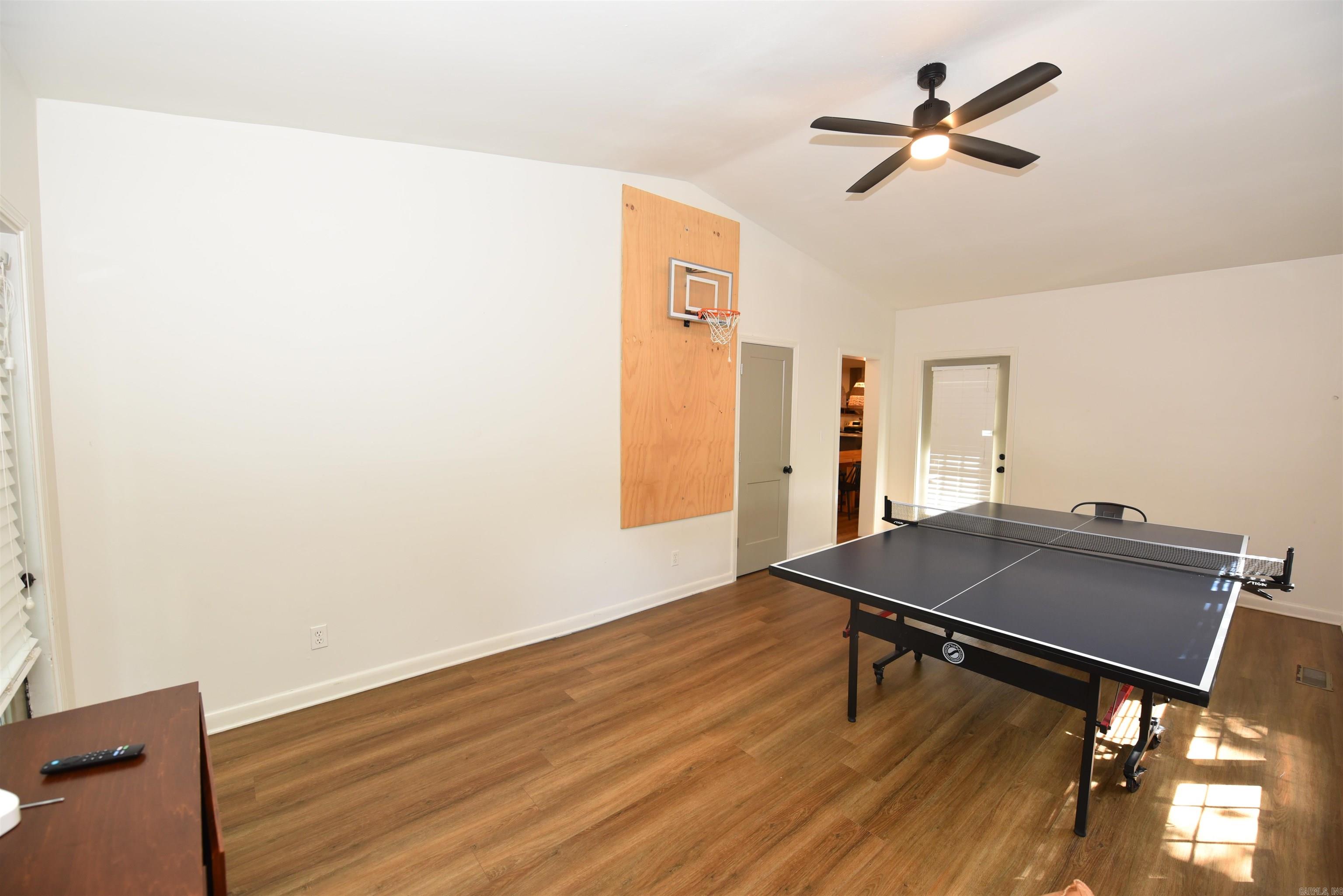 HAMILTON HILLS - Residential