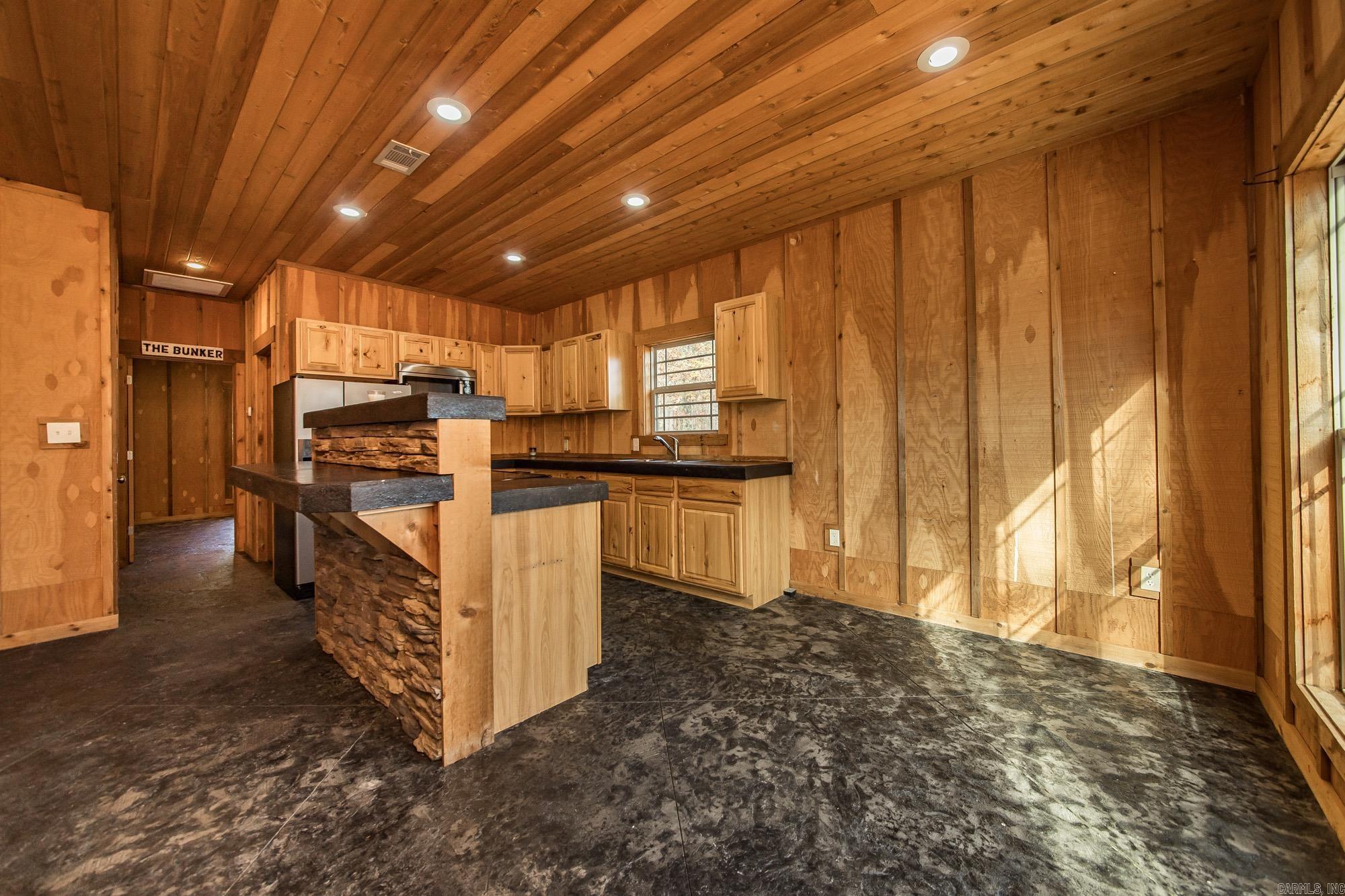 HILLTOP PLACE - COVE CREEK - Residential