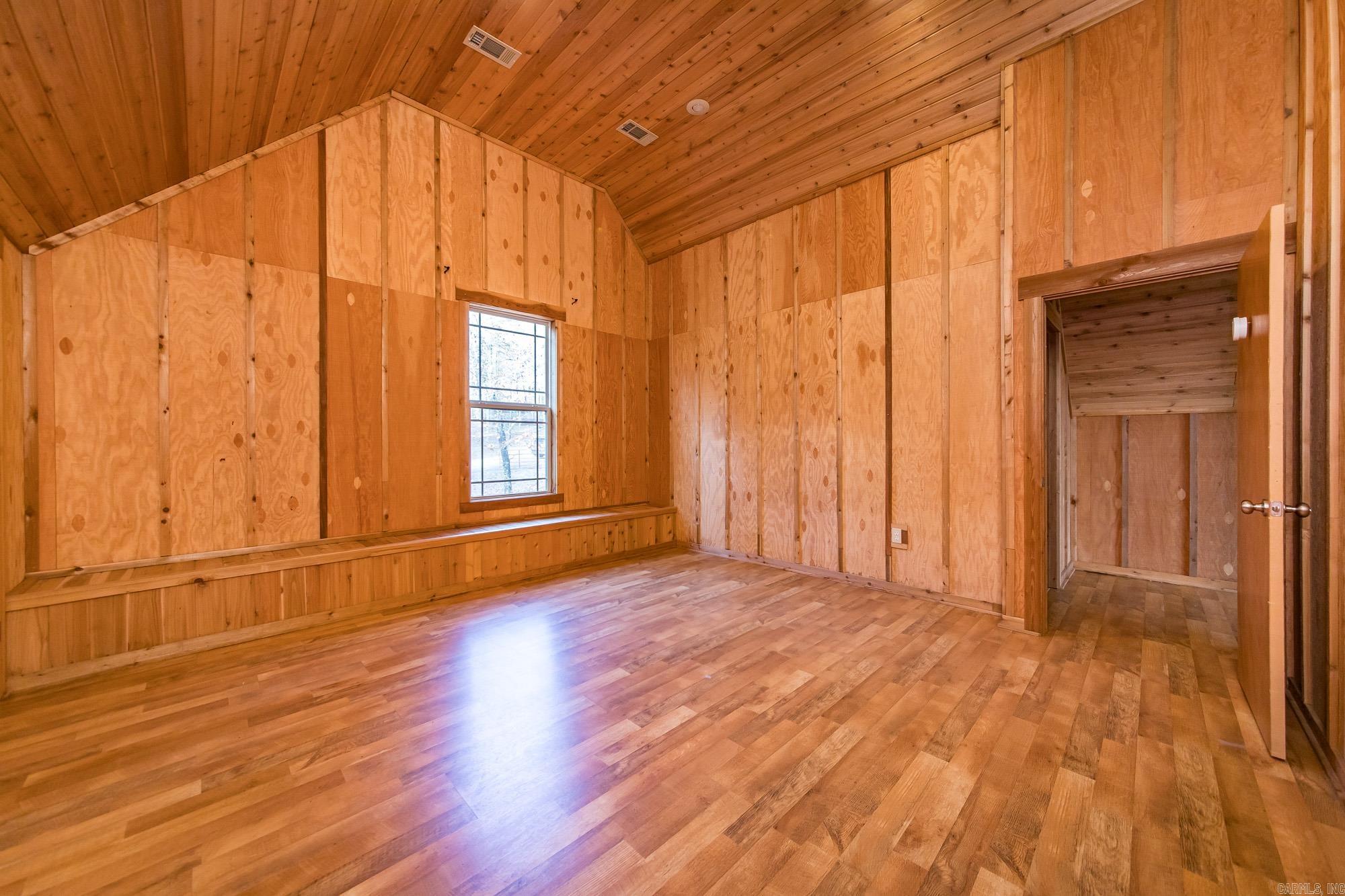 HILLTOP PLACE - COVE CREEK - Residential