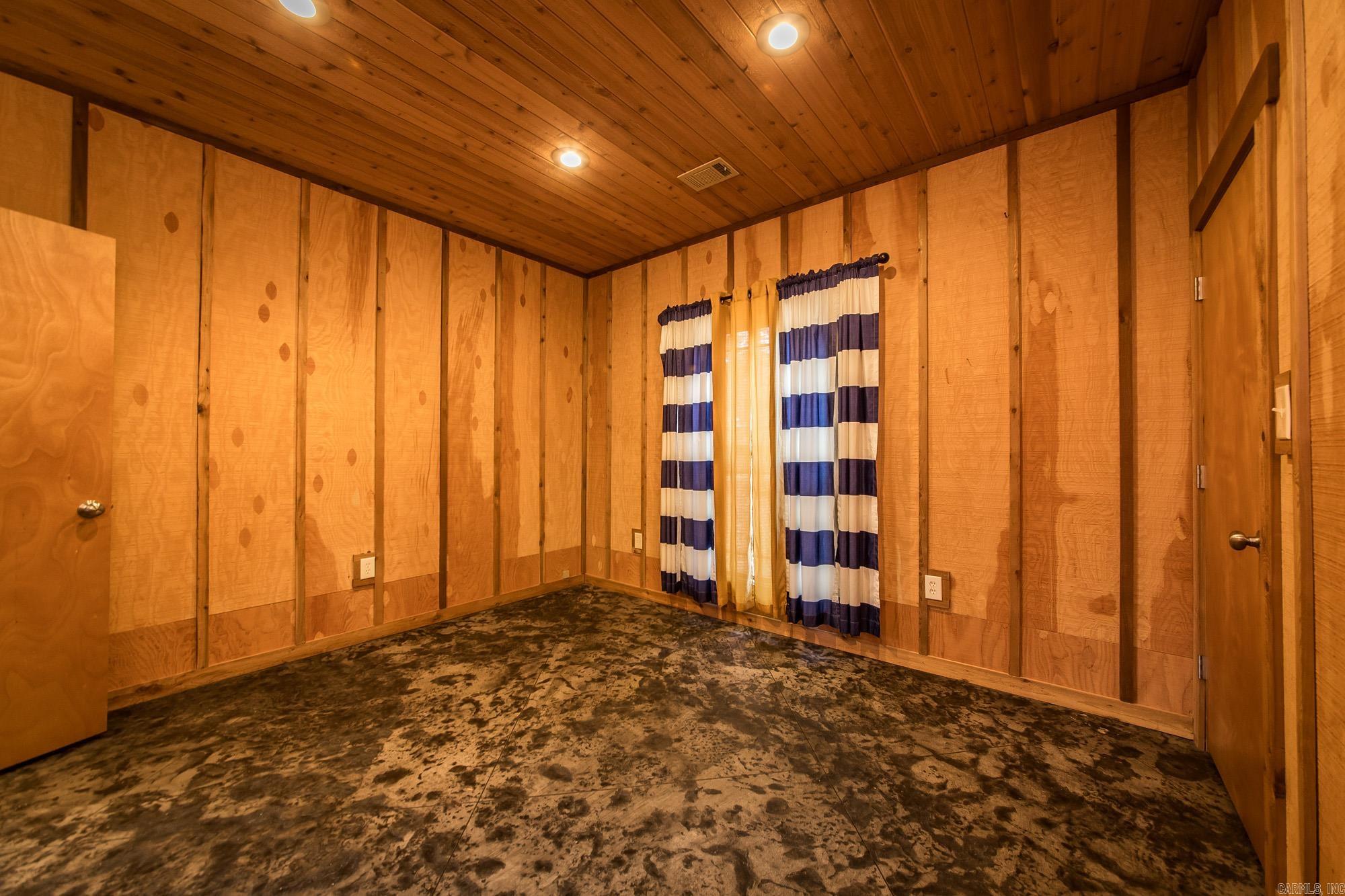 HILLTOP PLACE - COVE CREEK - Residential