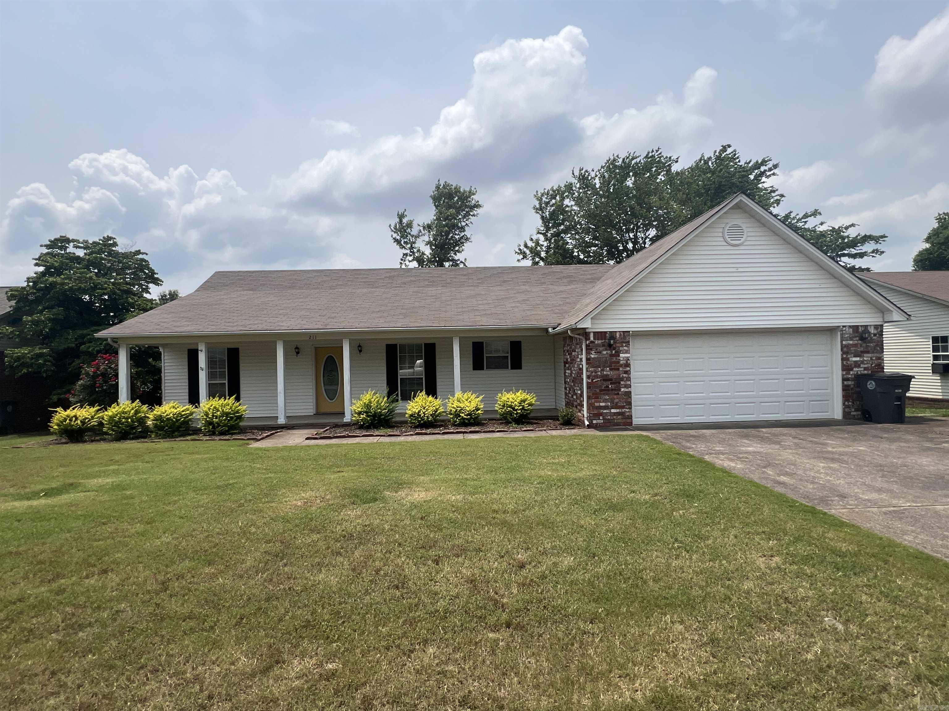 3/2 home on Westside of Searcy. Updated flooring, HVAC, and water heater.
