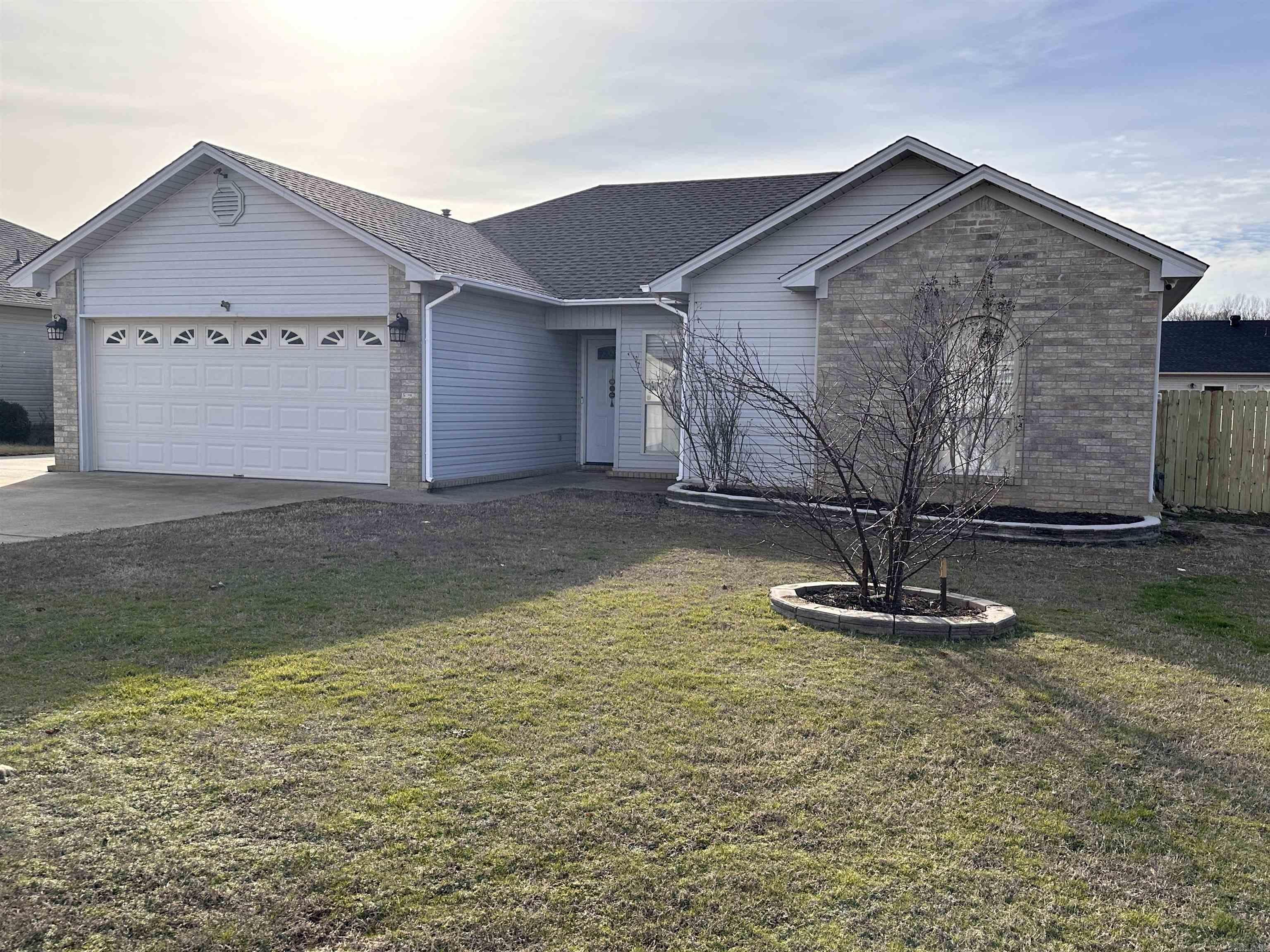 MOON RIDGE ESTATES - Residential