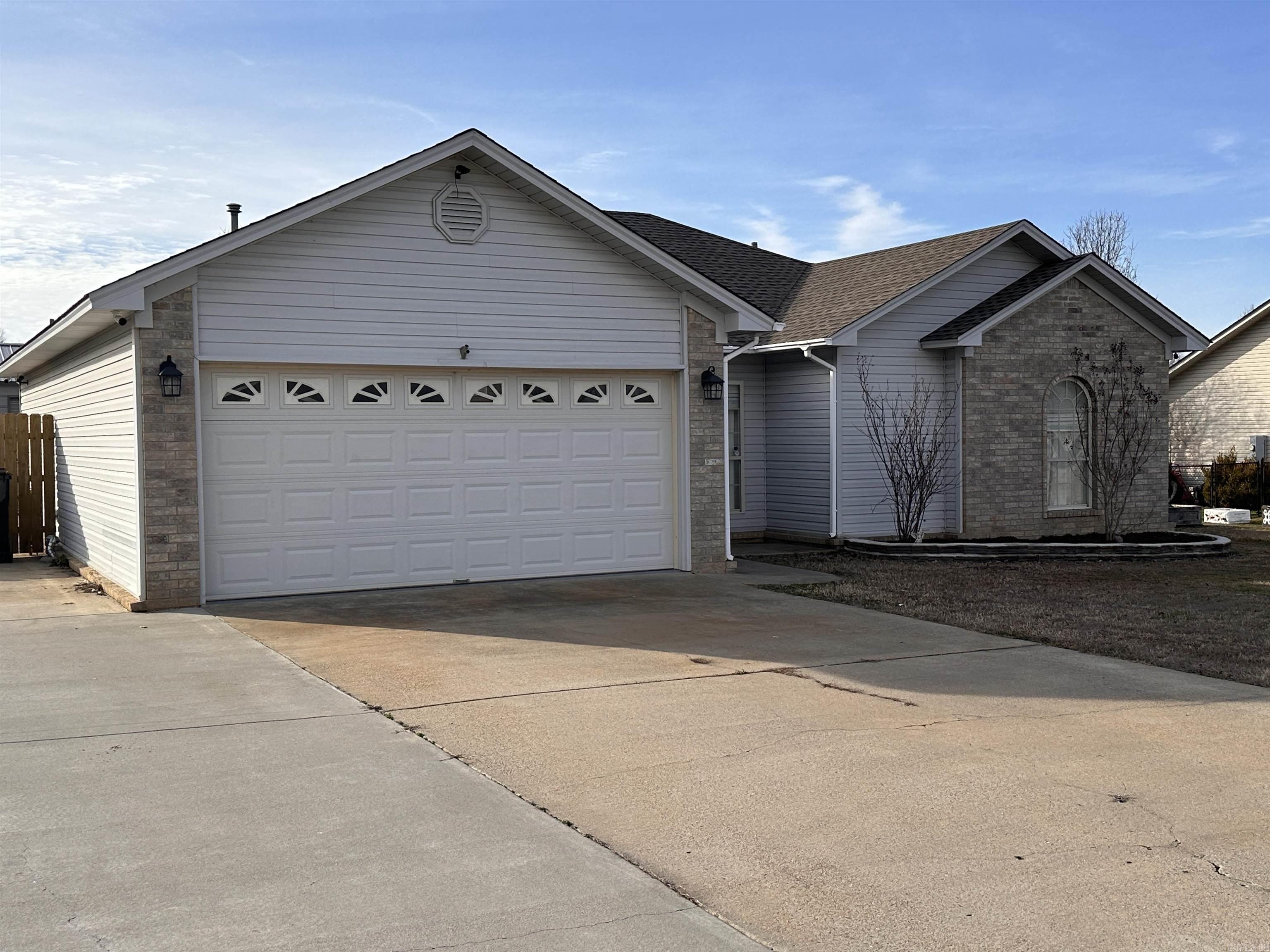 MOON RIDGE ESTATES - Residential