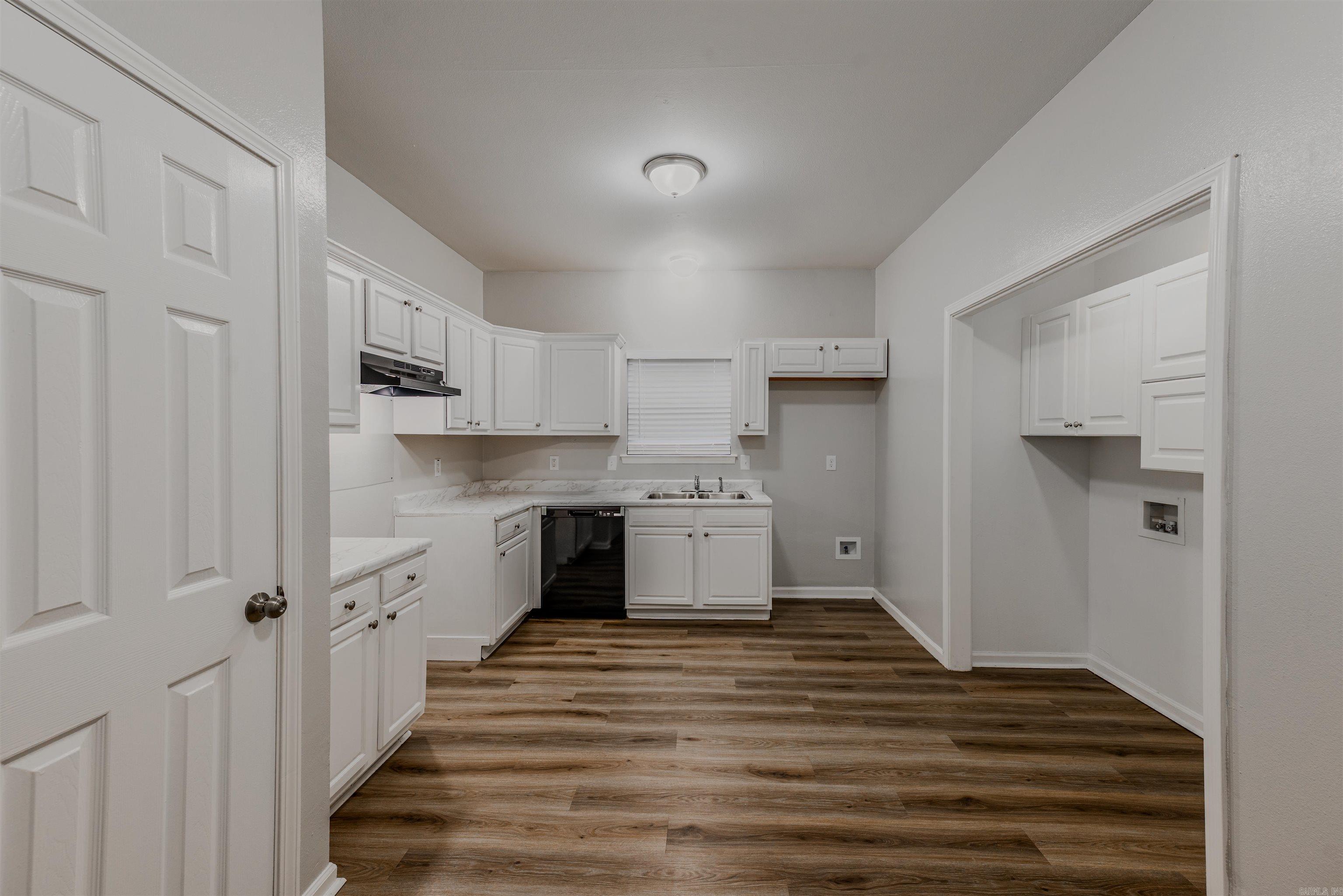 DEERFIELD VILLAGE - Residential