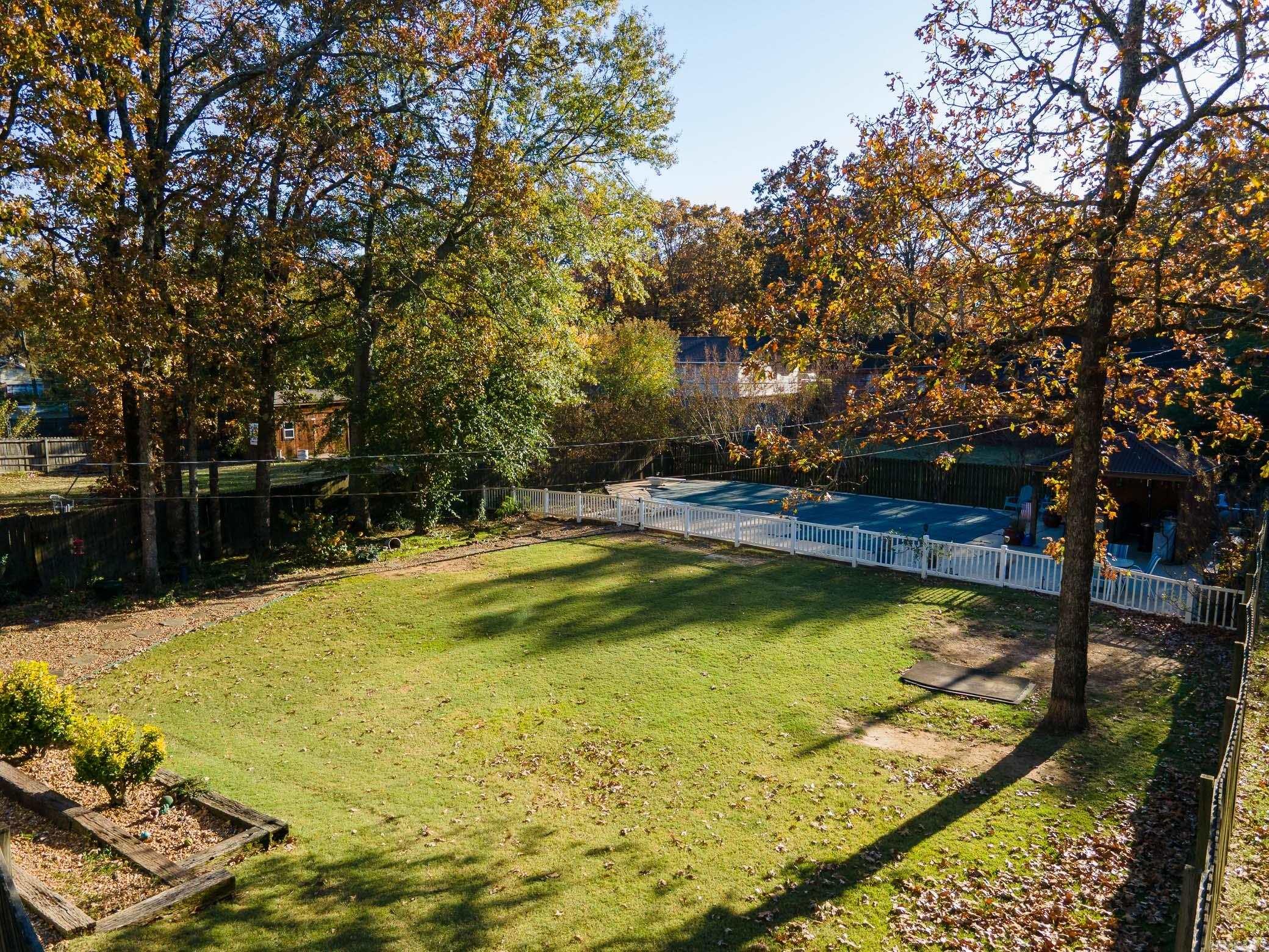 INDIAN HILLS - Residential