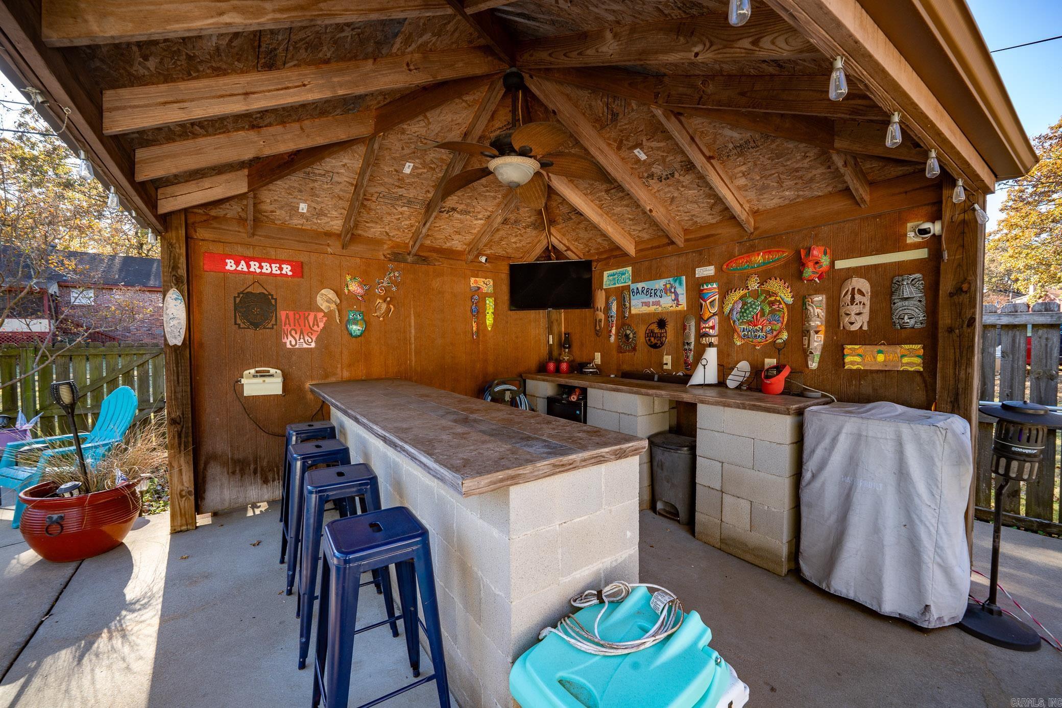 INDIAN HILLS - Residential