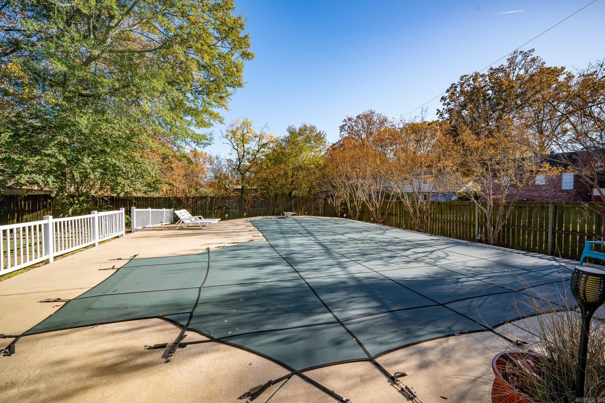 INDIAN HILLS - Residential