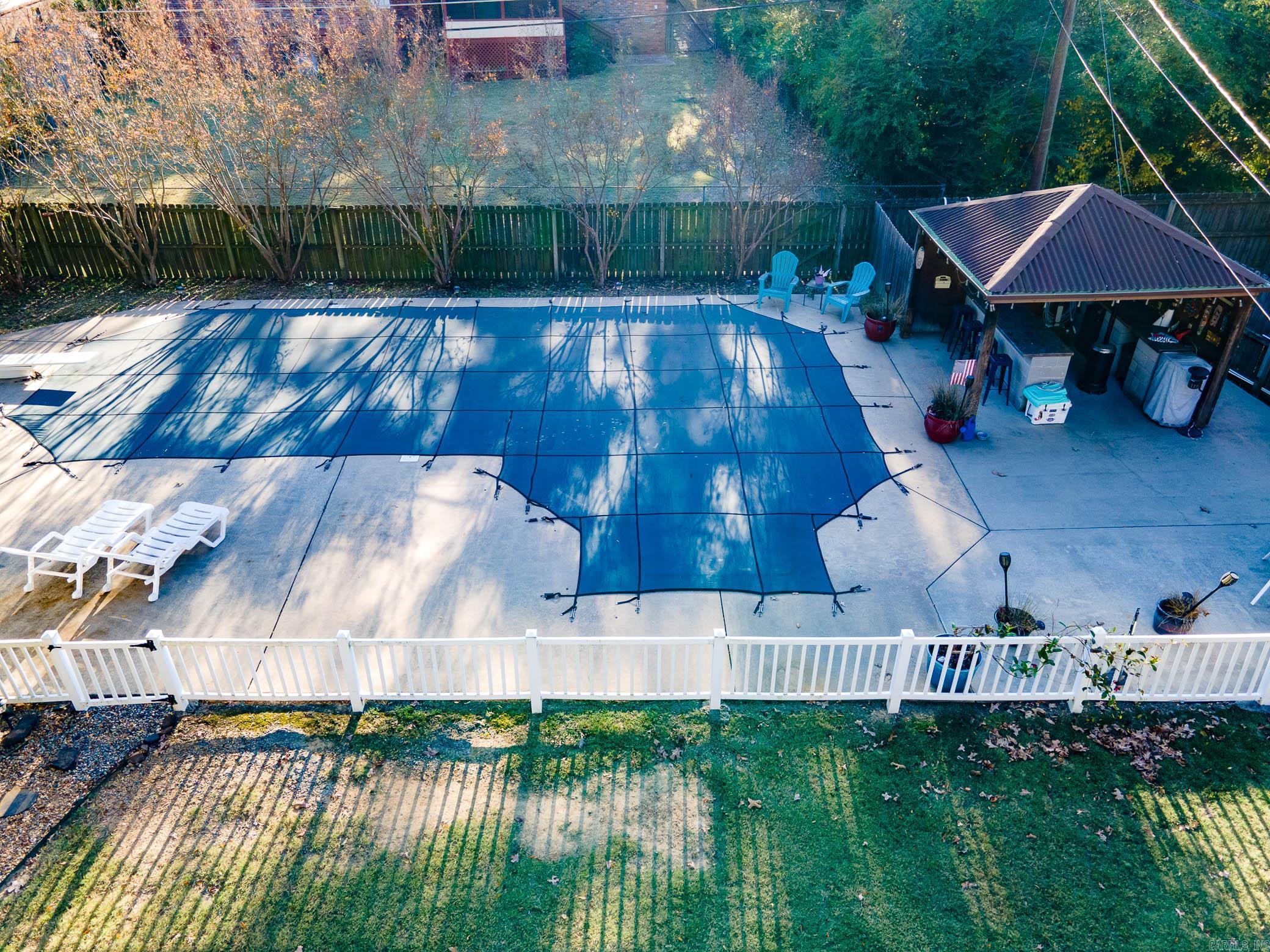 INDIAN HILLS - Residential