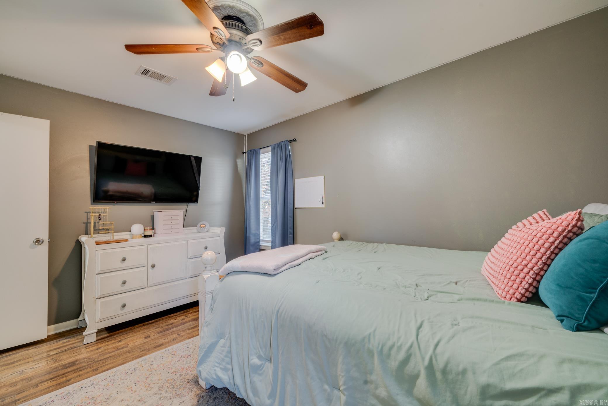 INDIAN HILLS - Residential