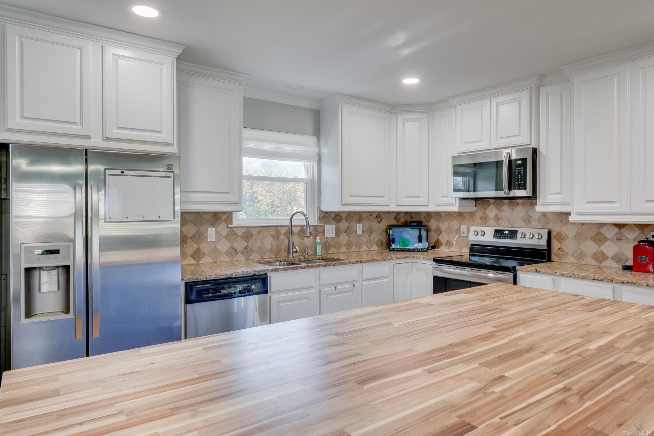 INDIAN HILLS - Residential