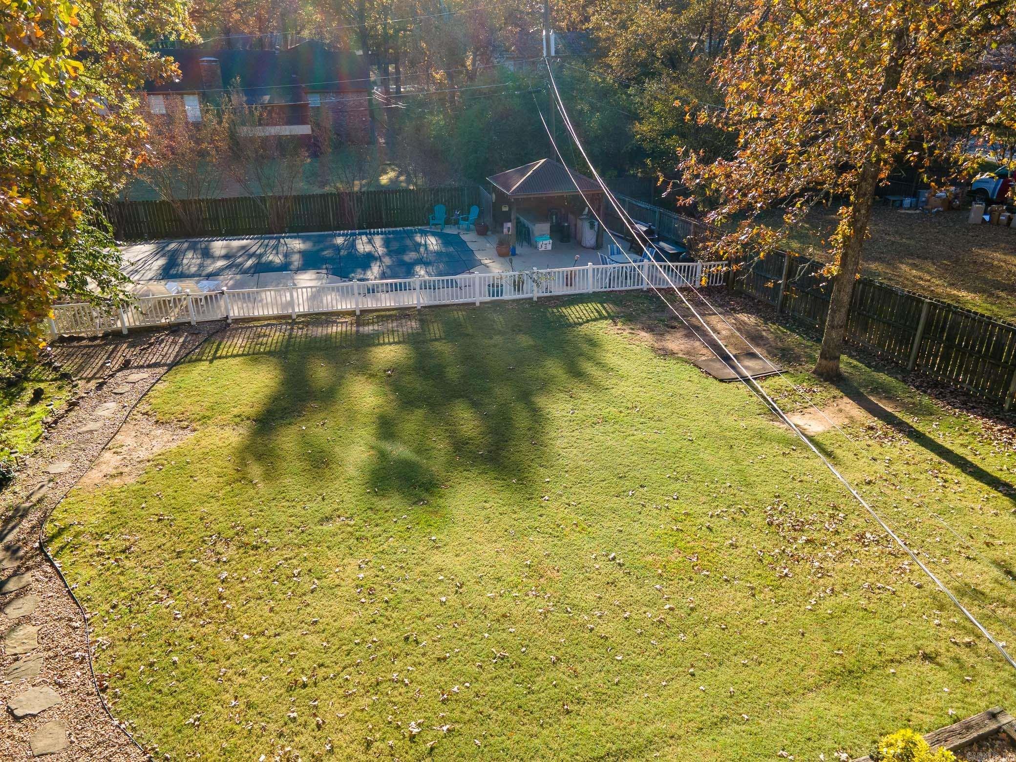 INDIAN HILLS - Residential