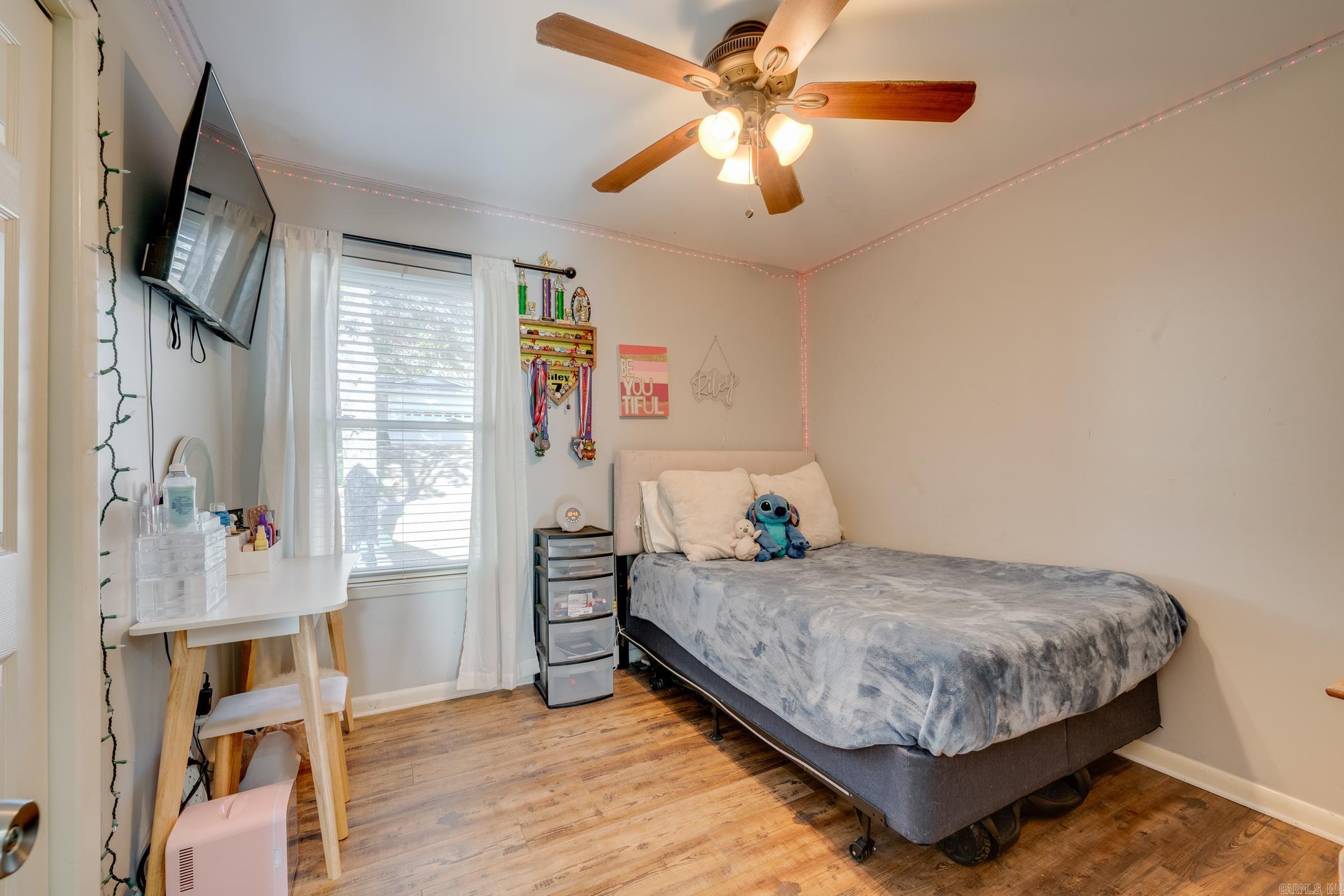 INDIAN HILLS - Residential