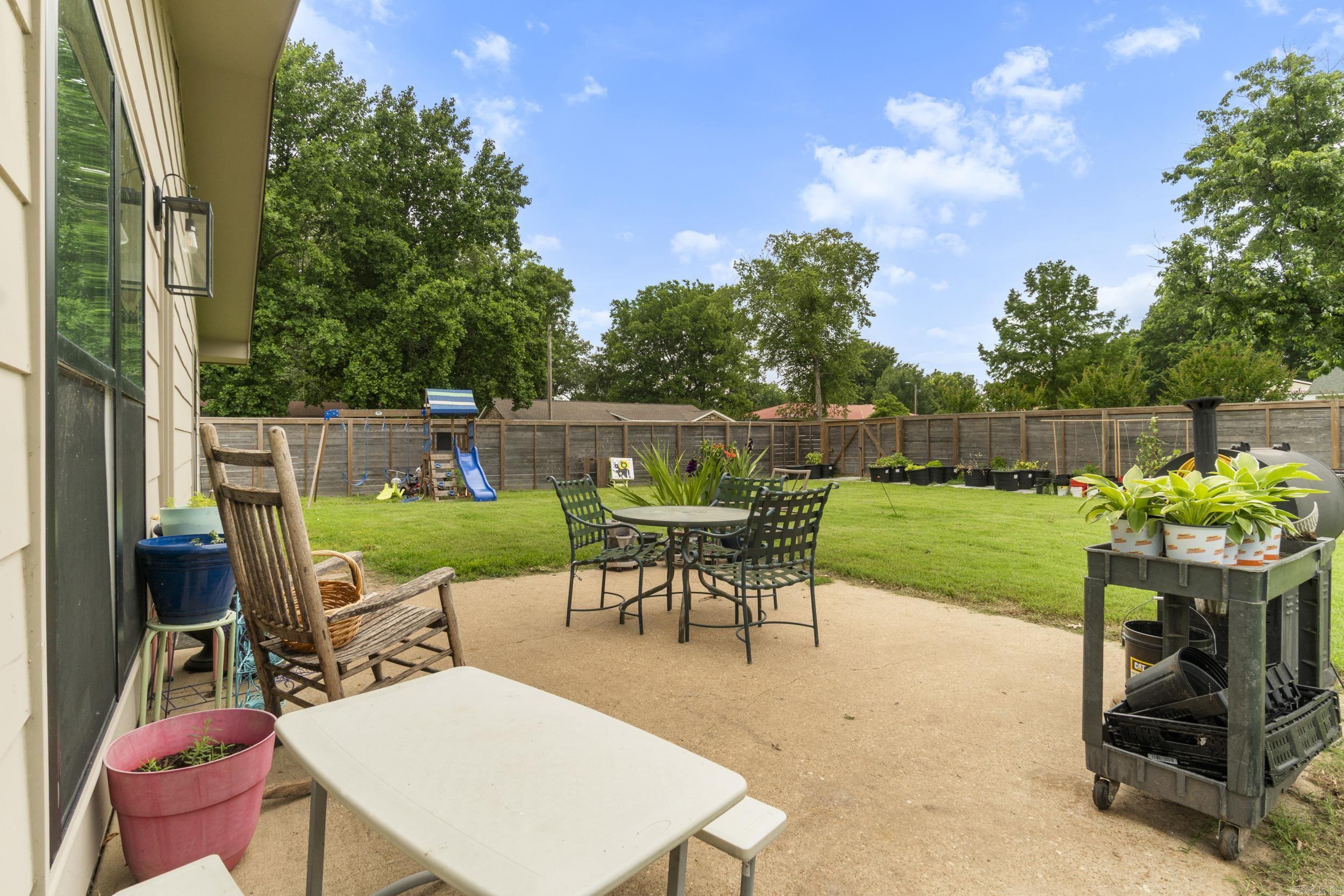 SAN MANTEO VILLAGE - Residential
