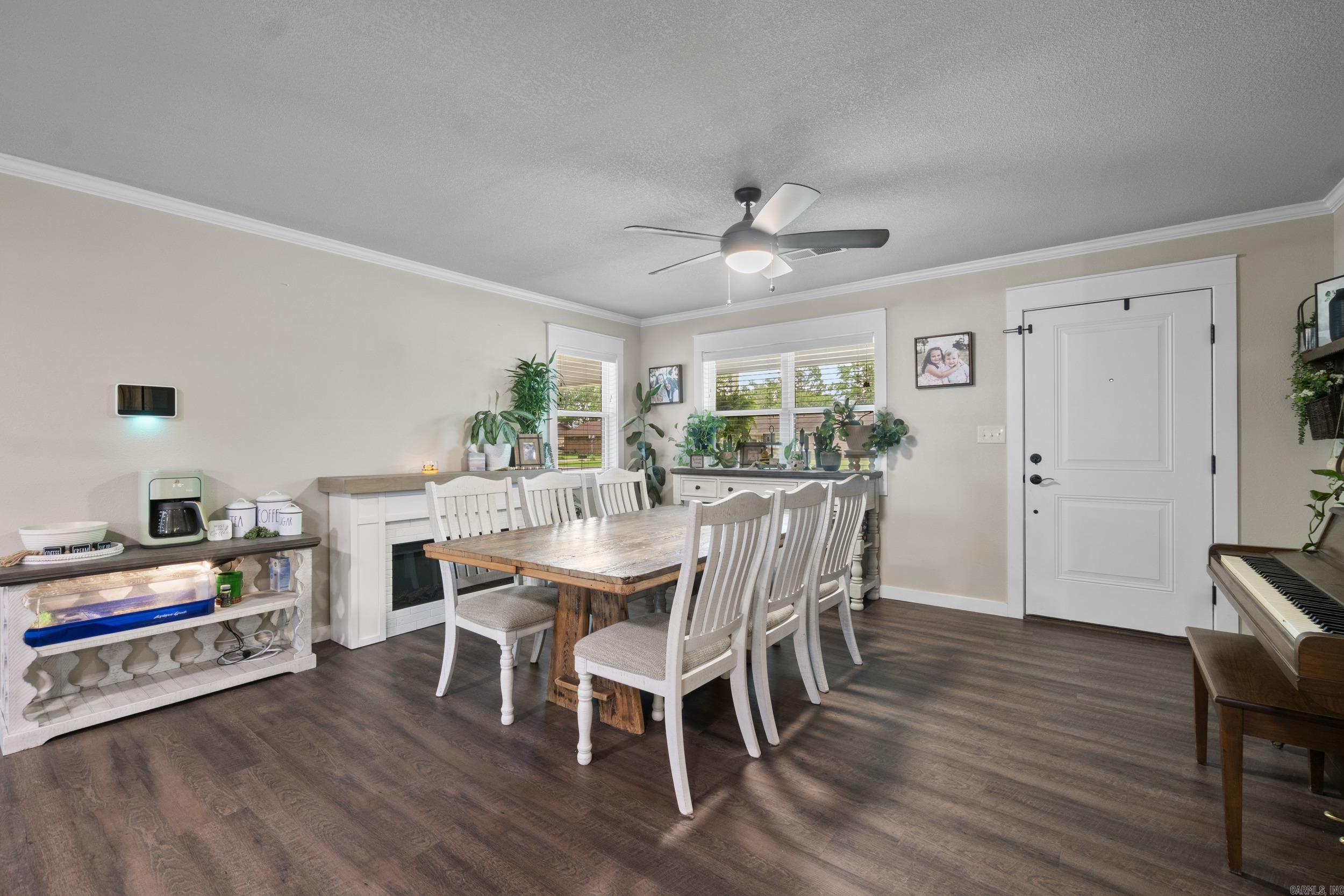 SAN MANTEO VILLAGE - Residential