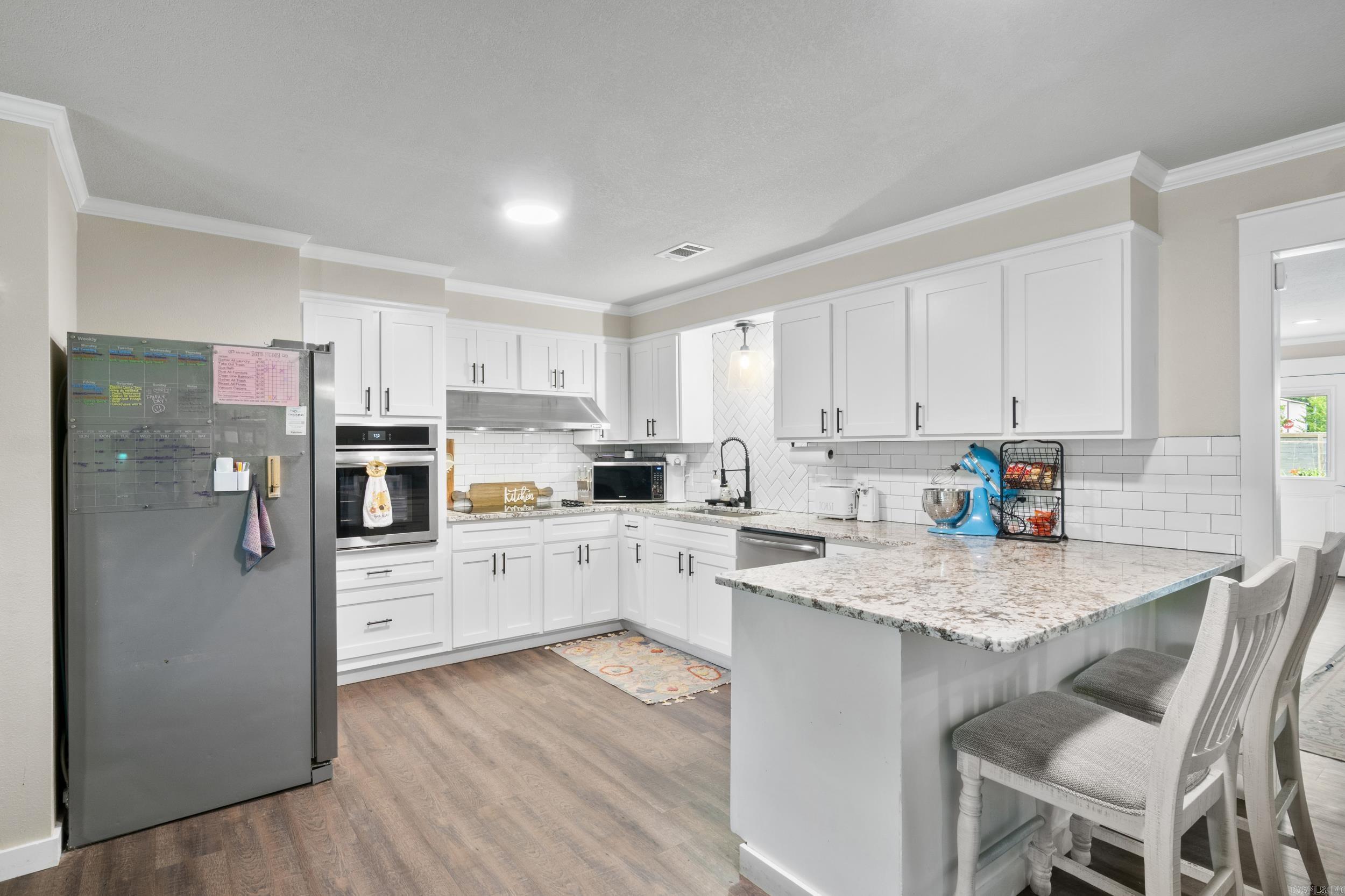 SAN MANTEO VILLAGE - Residential