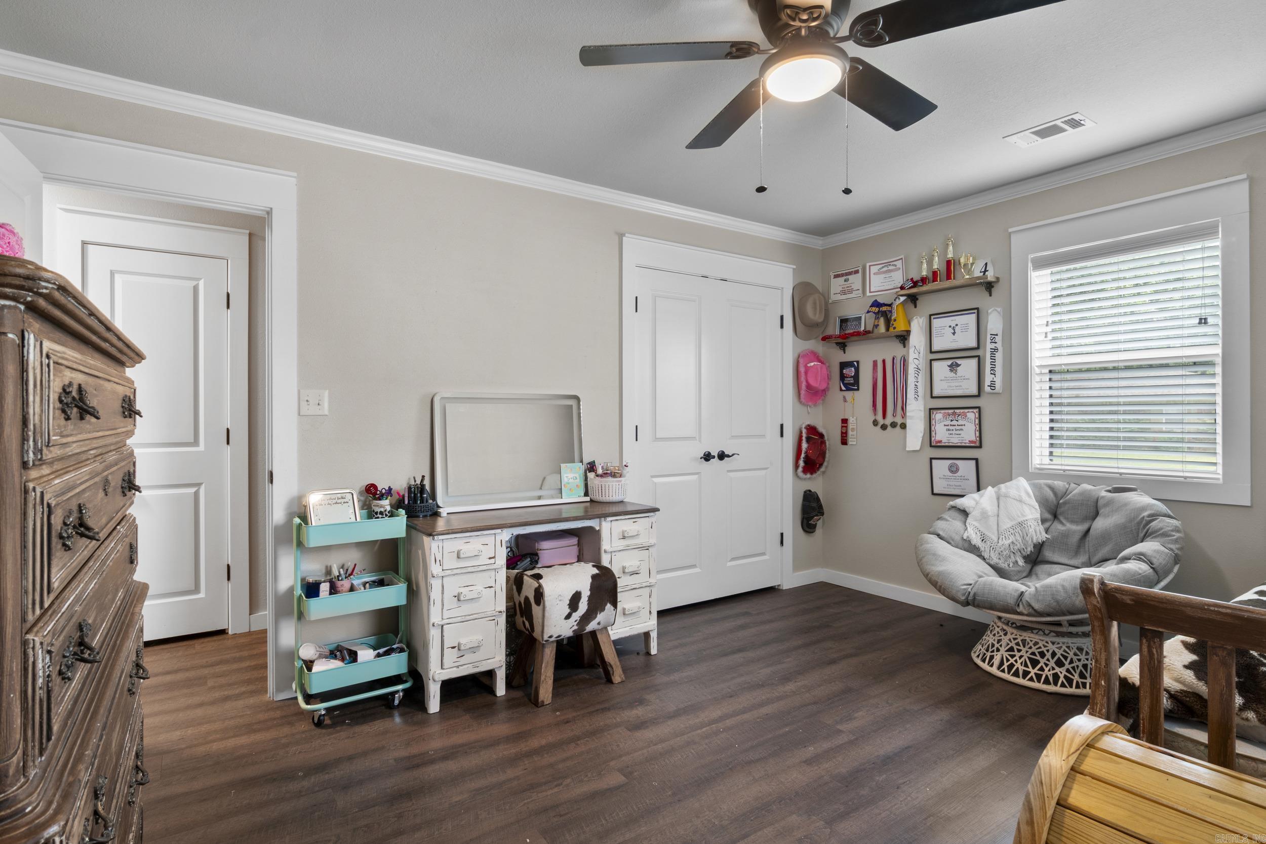 SAN MANTEO VILLAGE - Residential