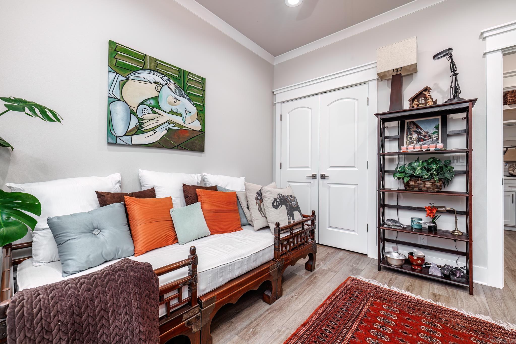 Maria - Residential