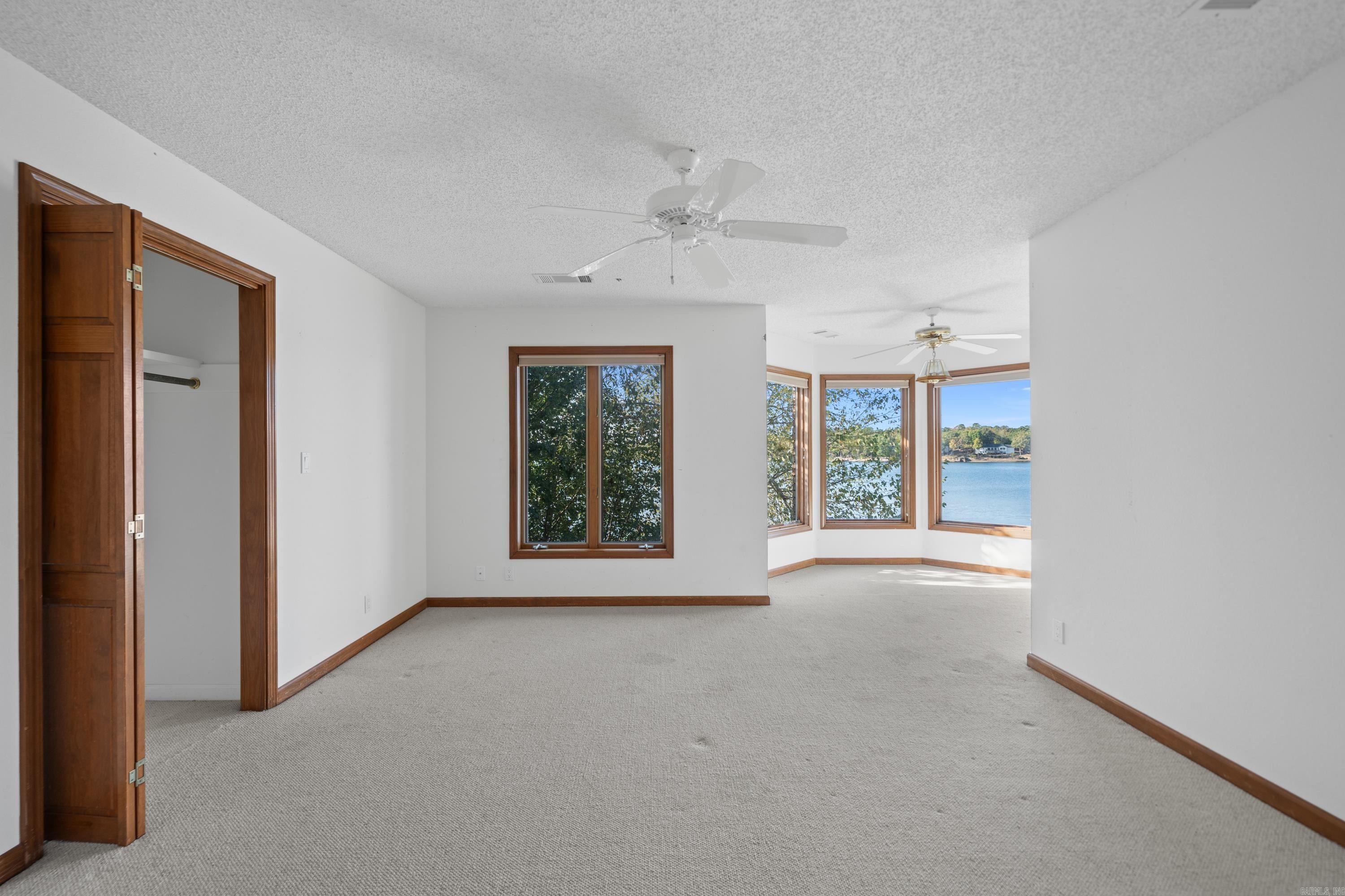 RESPLANDOR - Residential