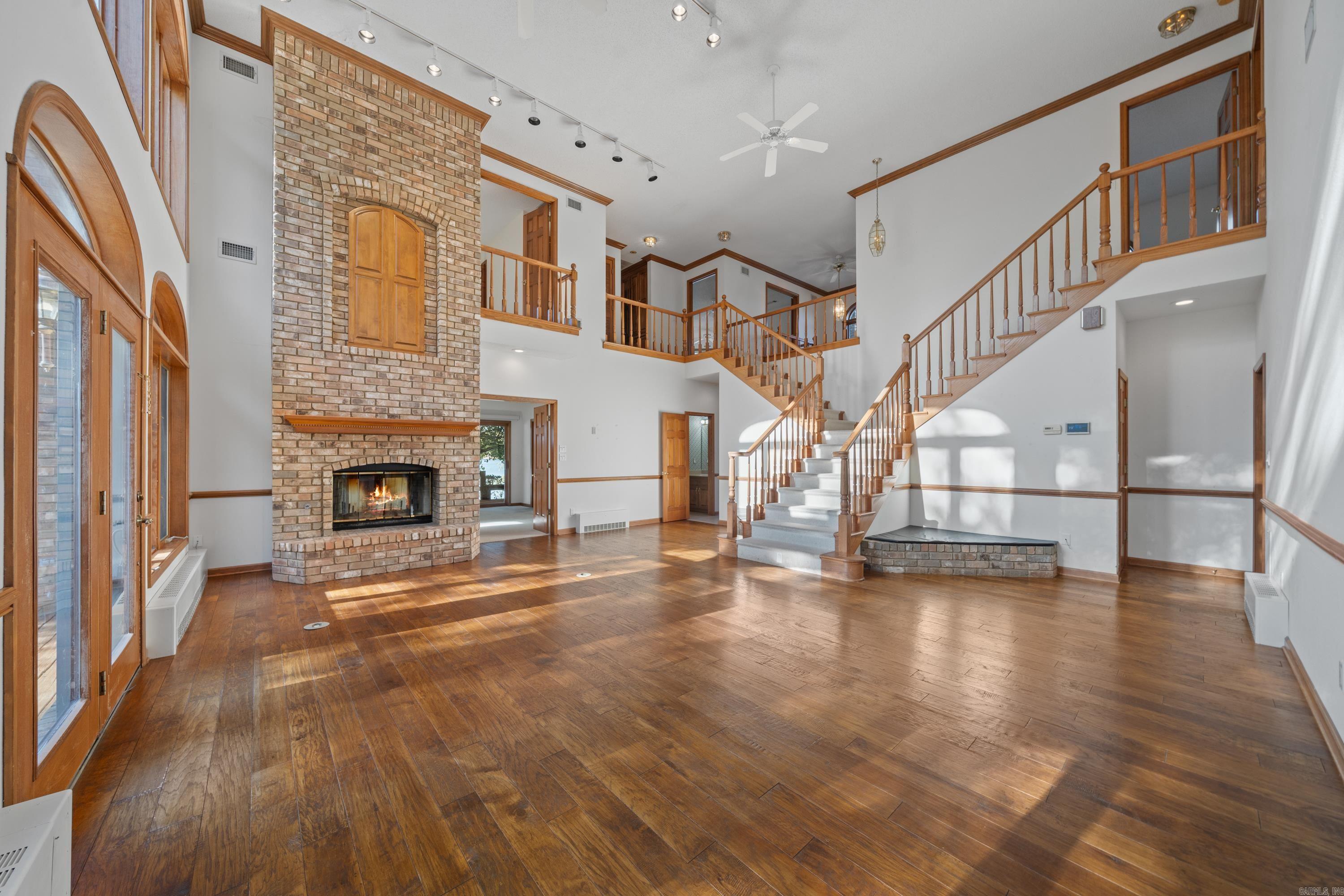 RESPLANDOR - Residential