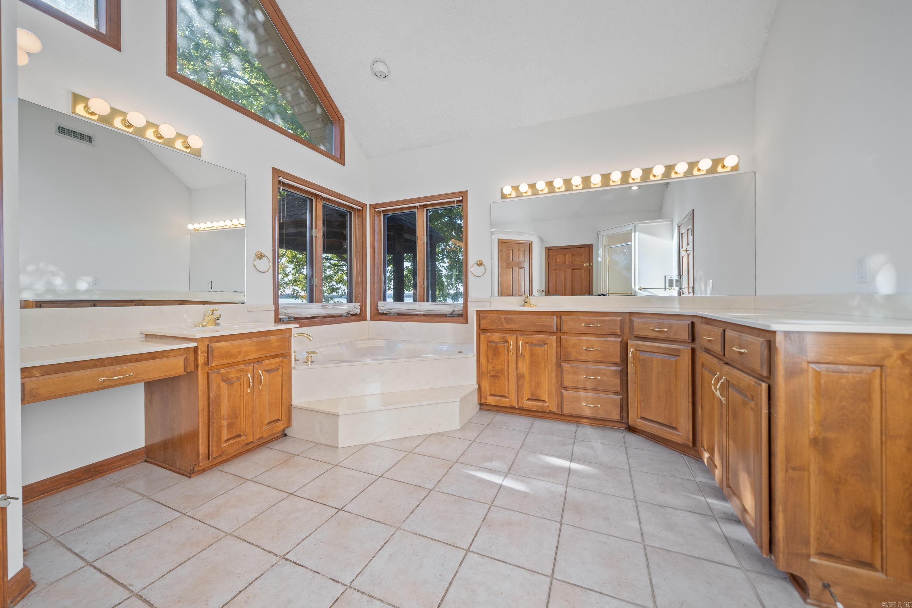 RESPLANDOR - Residential