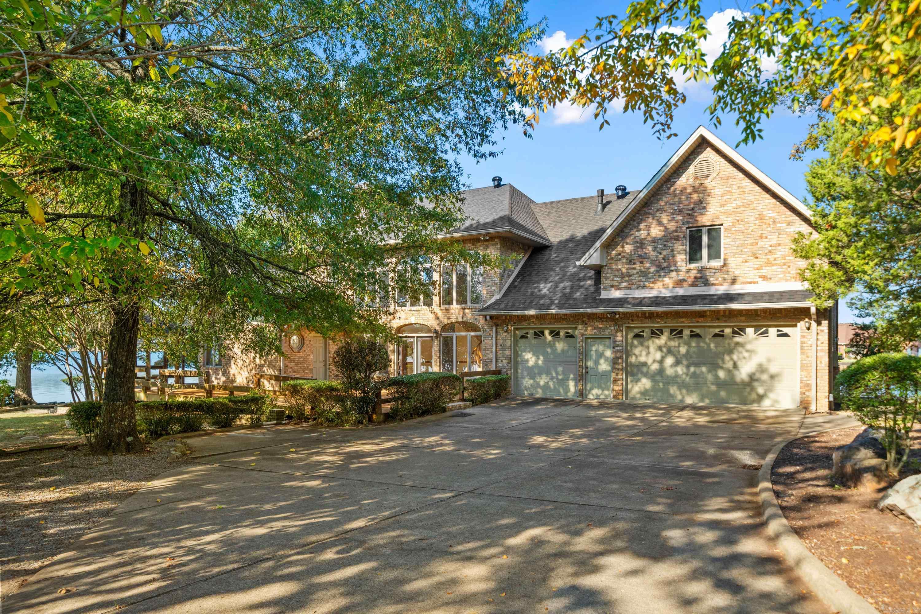 RESPLANDOR - Residential