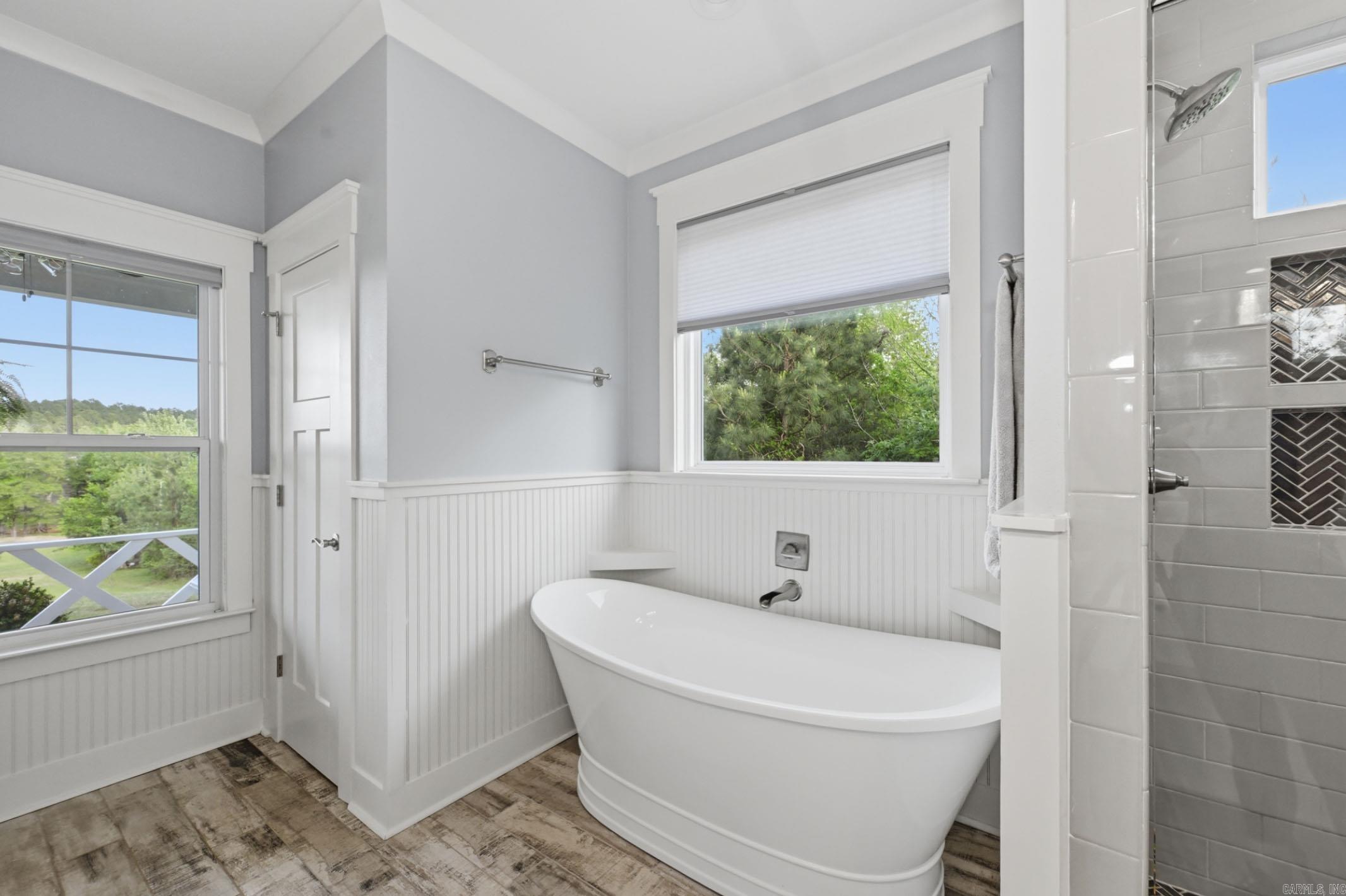 COOL VALLEY - Residential