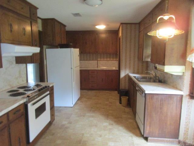 PINEWOOD SUBDIVISION - Residential