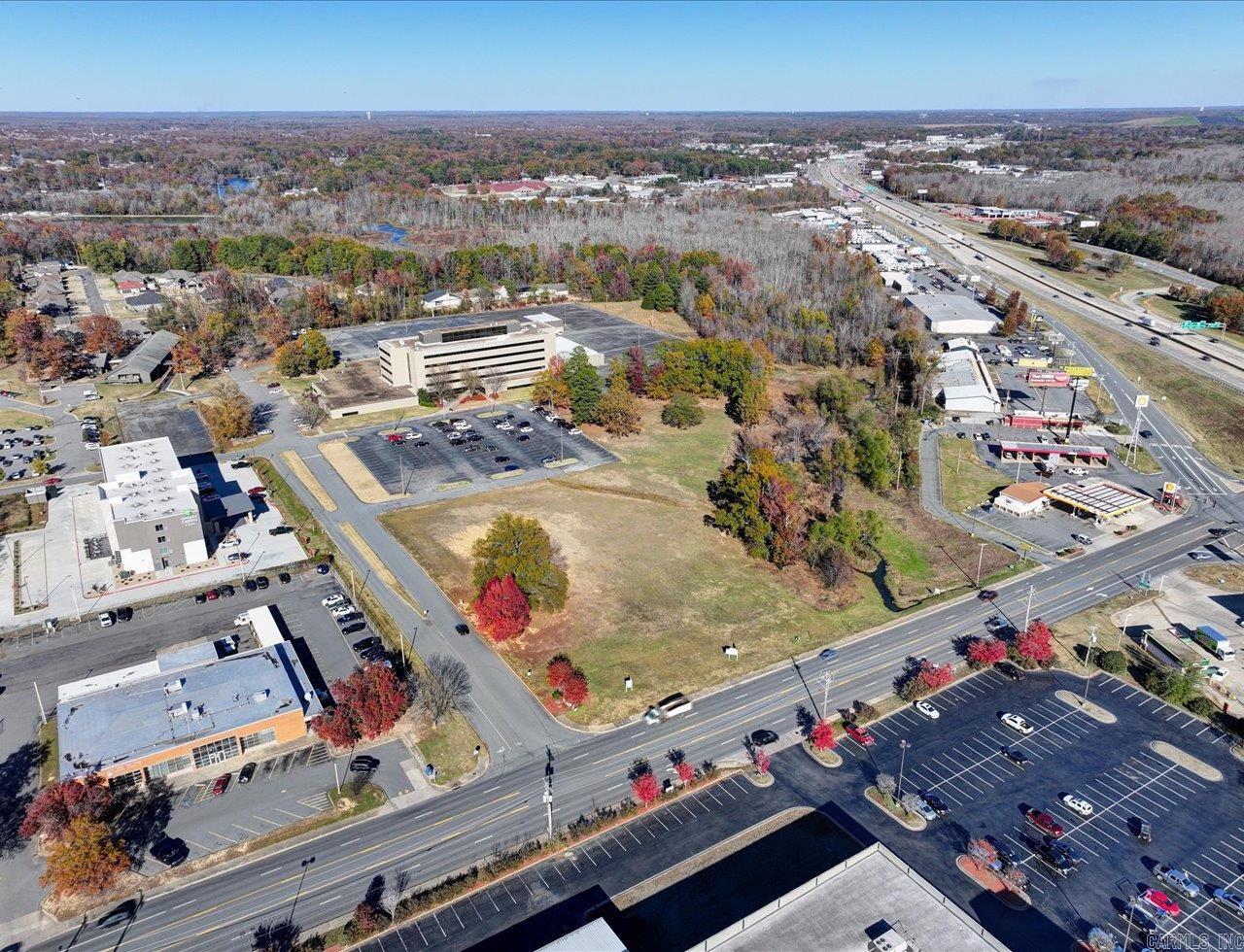This 18 acre commercial development site combines strategic positioning, high visibility, and proximity to prominent retail chains and accommodations, making it a standout location for businesses. Tract 1 - Wildwood Ave Frontage - $20.00 PSF