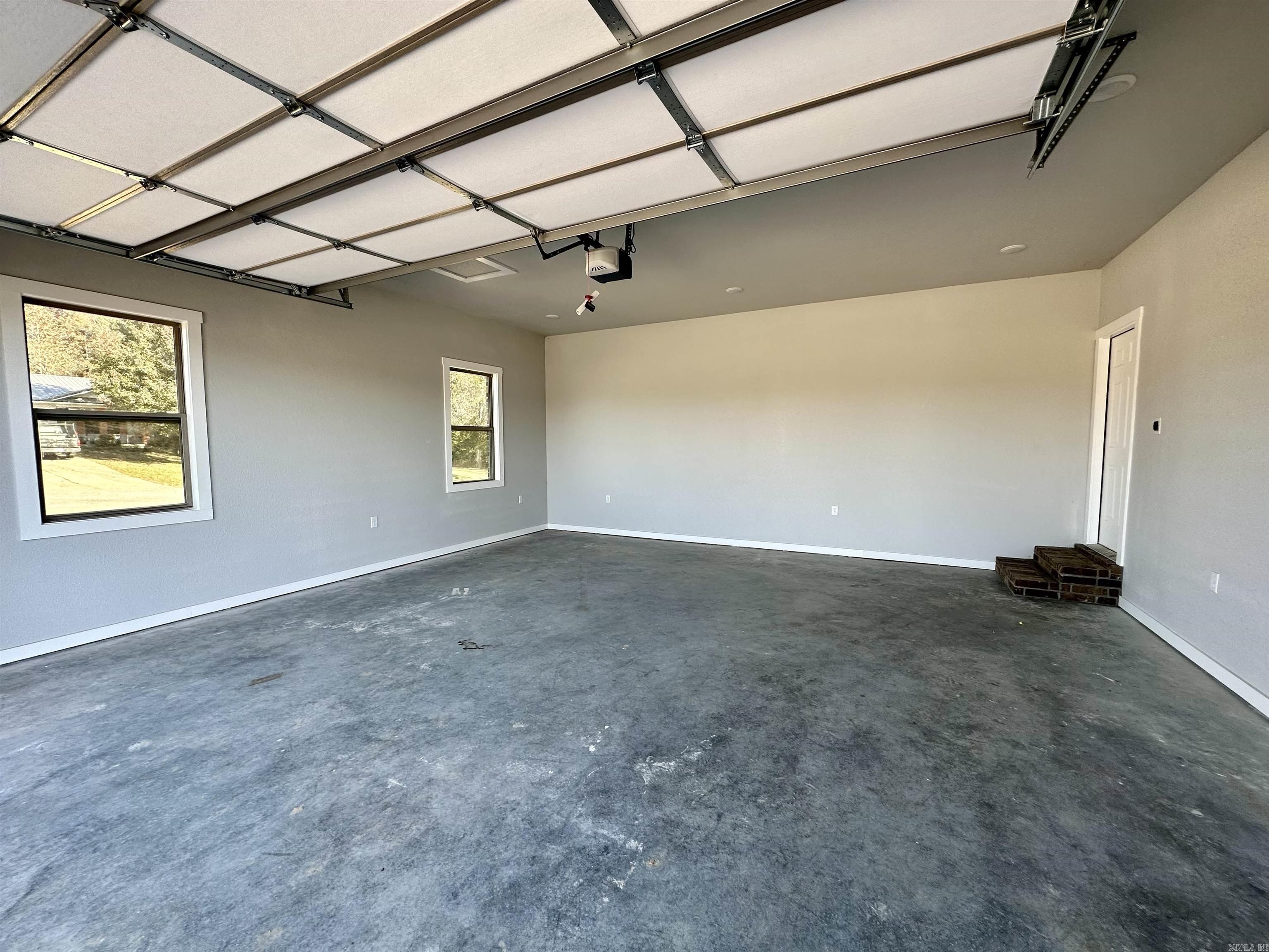 ASHLEY WOODS - Residential