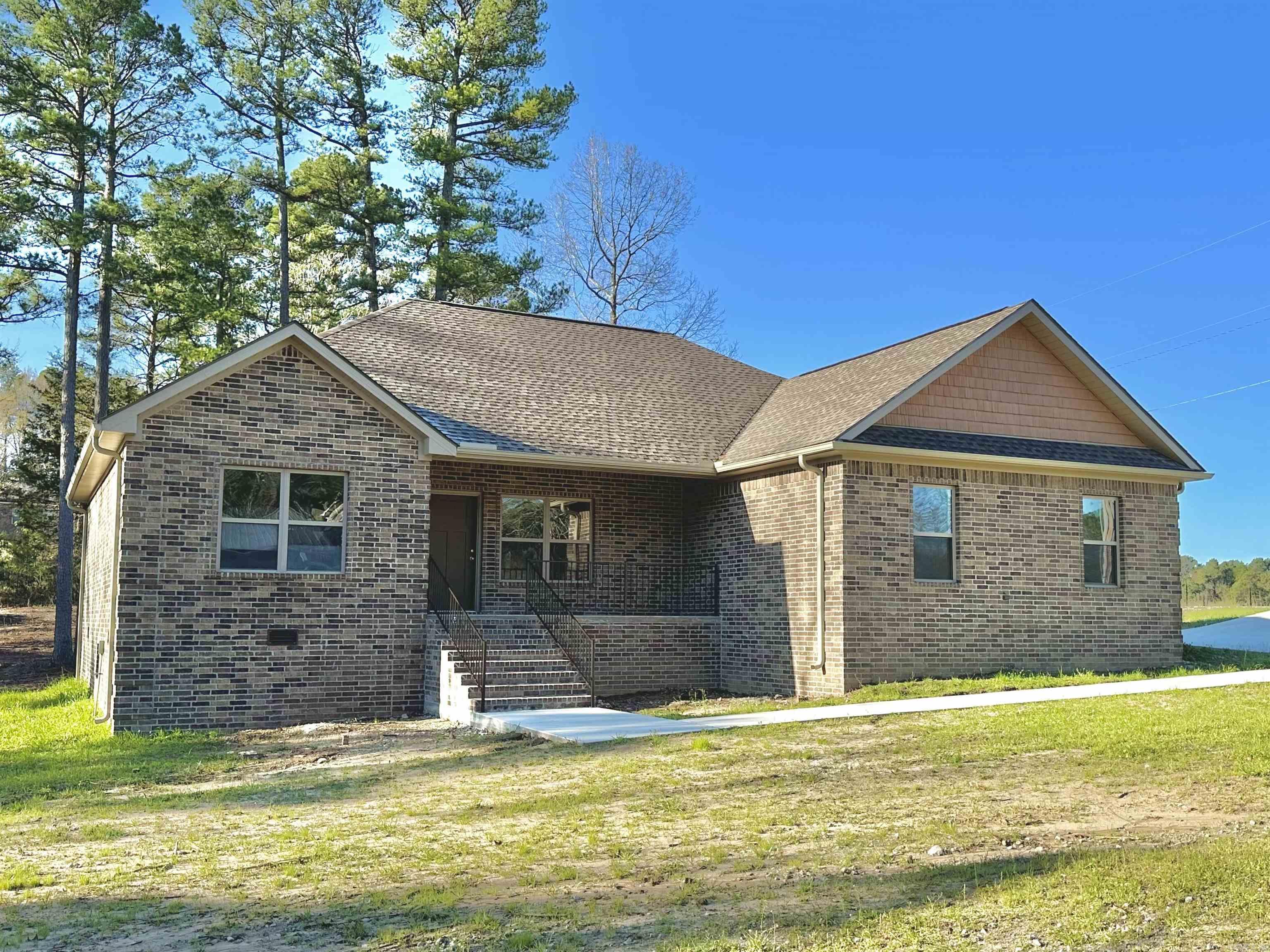 ASHLEY WOODS - Residential