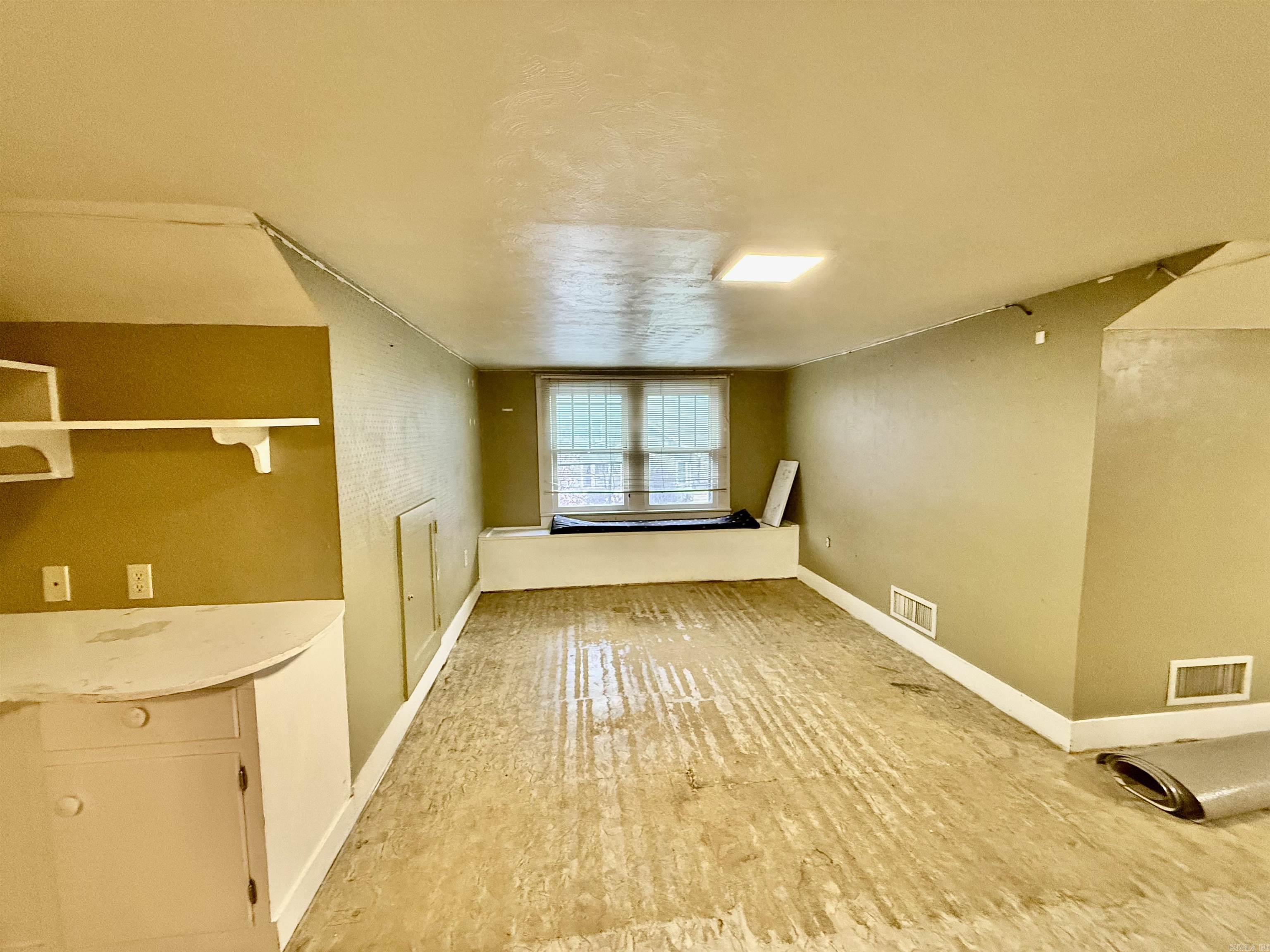 SCHOOL - Residential