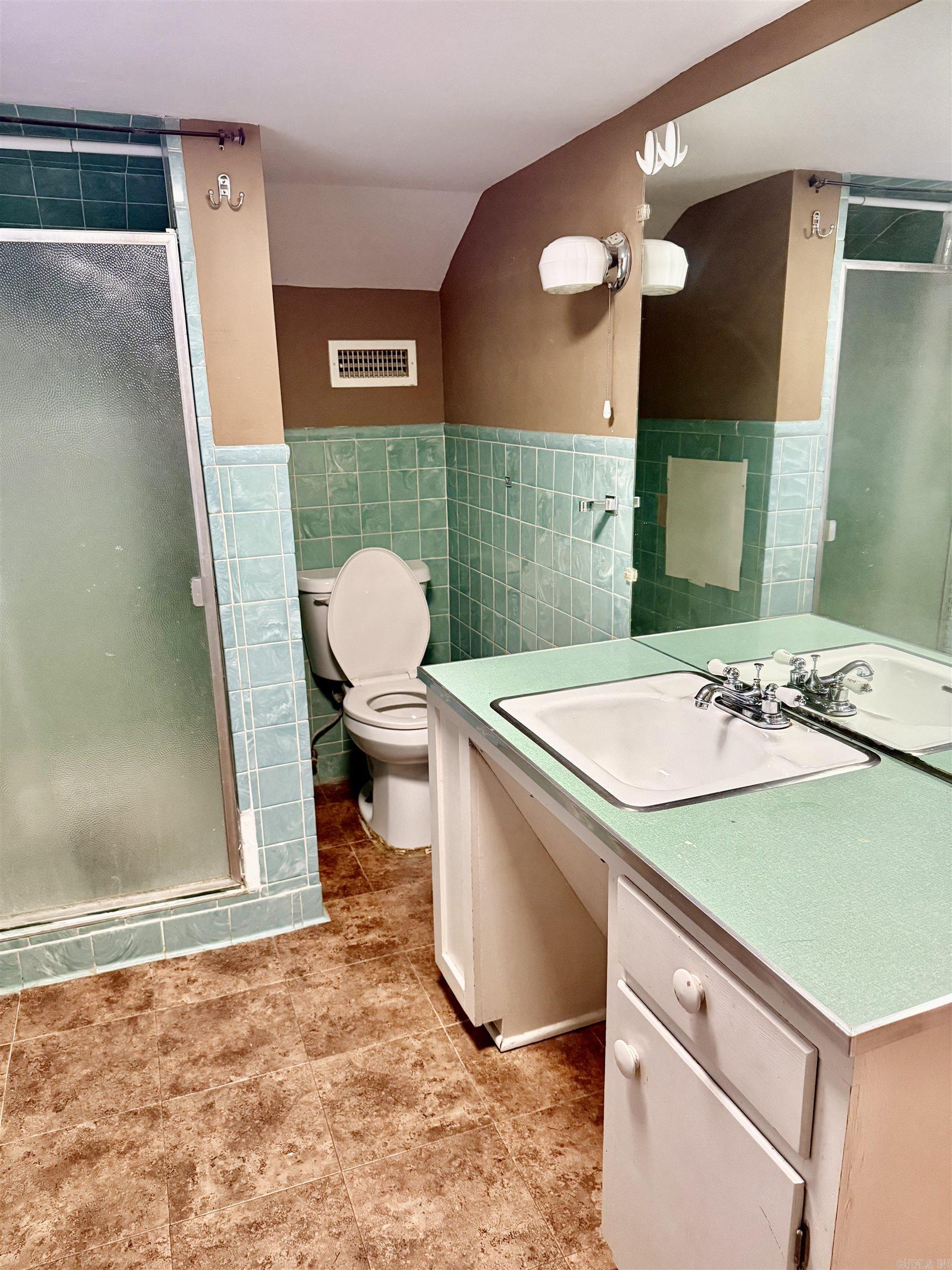 SCHOOL - Residential