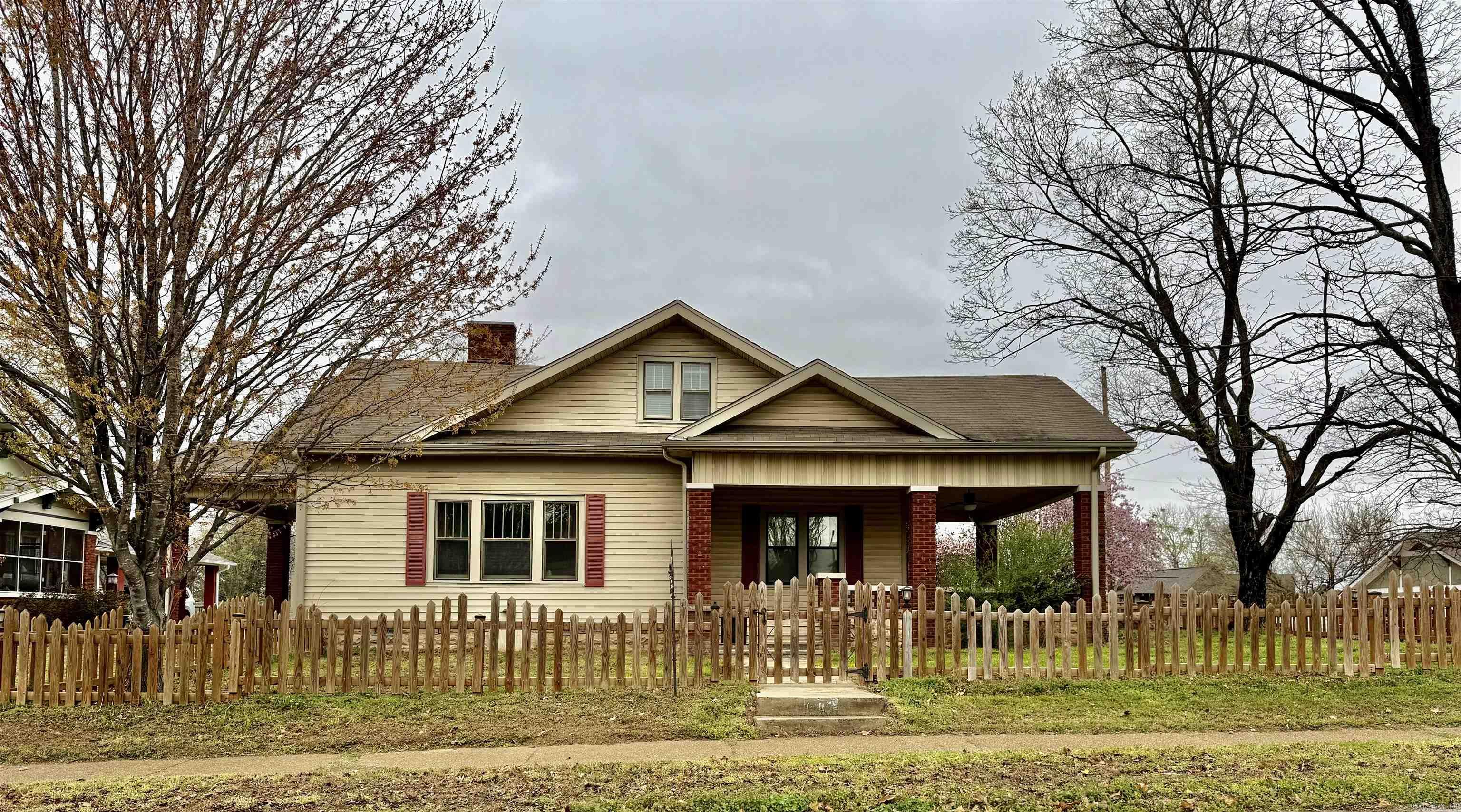 SCHOOL - Residential