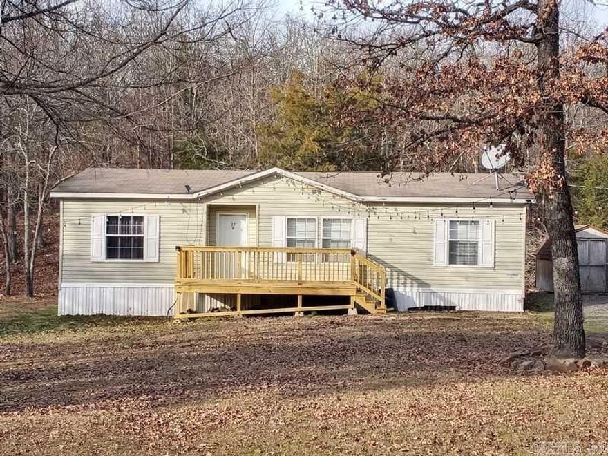 Located just outside the Conway city limits, this property features approximately 3.13 acres with a 3-bedroom, 2-bath manufactured home on site. The spacious lot offers a rural setting while remaining within a reasonable distance of Conway amenities, shopping, and dining. The property provides space for a variety of uses and opportunities for the next owner! Schedule your showing today!!!