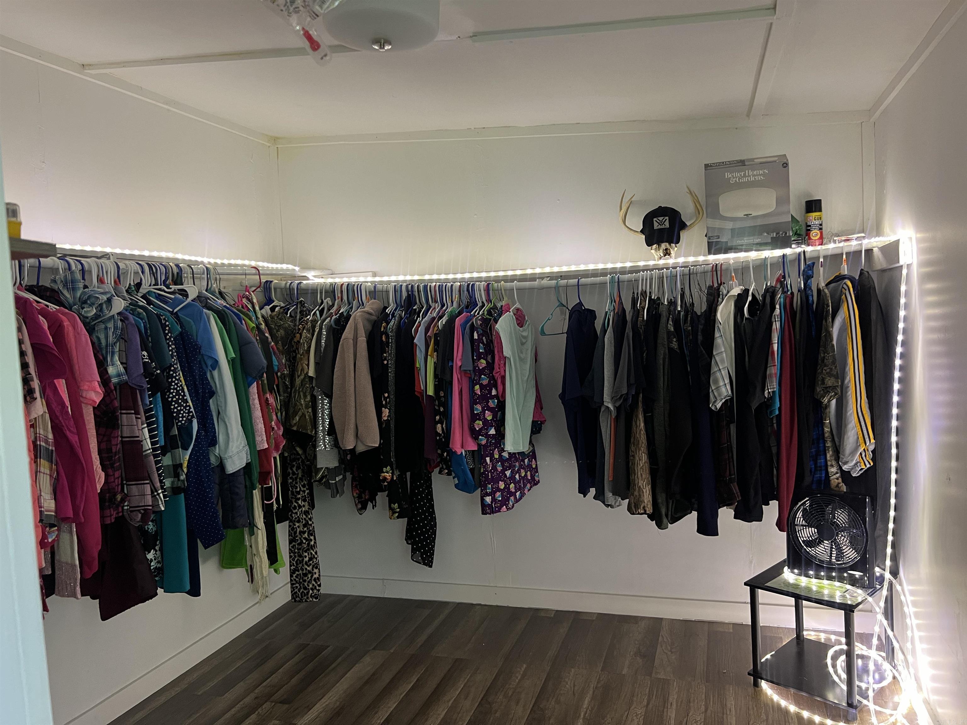 MCNEW RLTY CO ADD - Residential