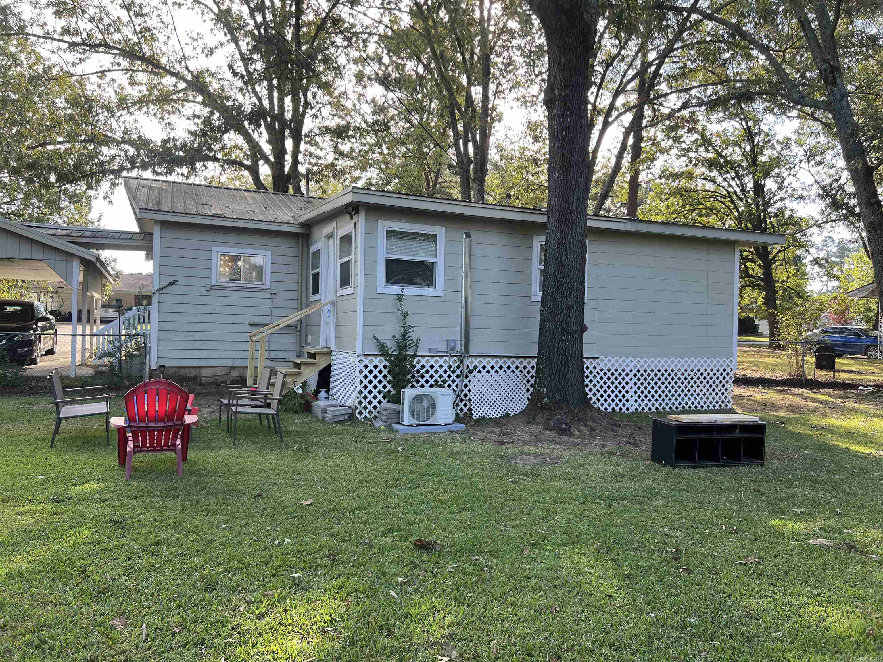 MCNEW RLTY CO ADD - Residential