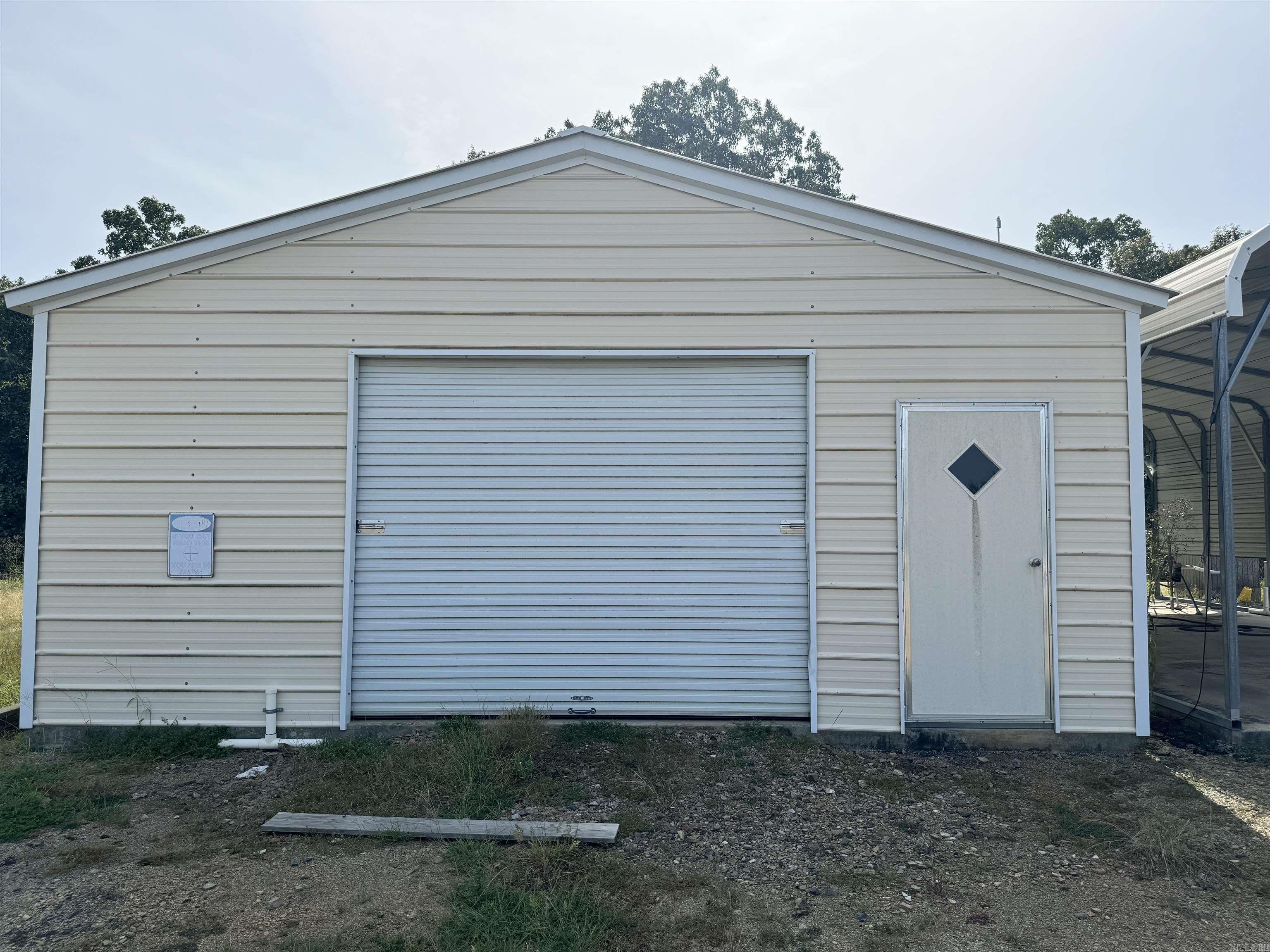 Metes & Bounds - Land