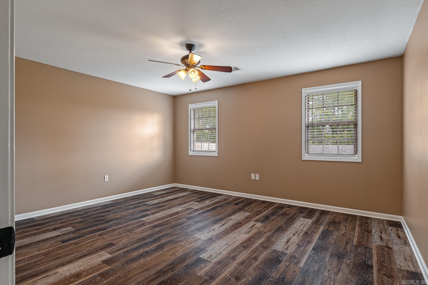 CARRIAGE HILL - Residential