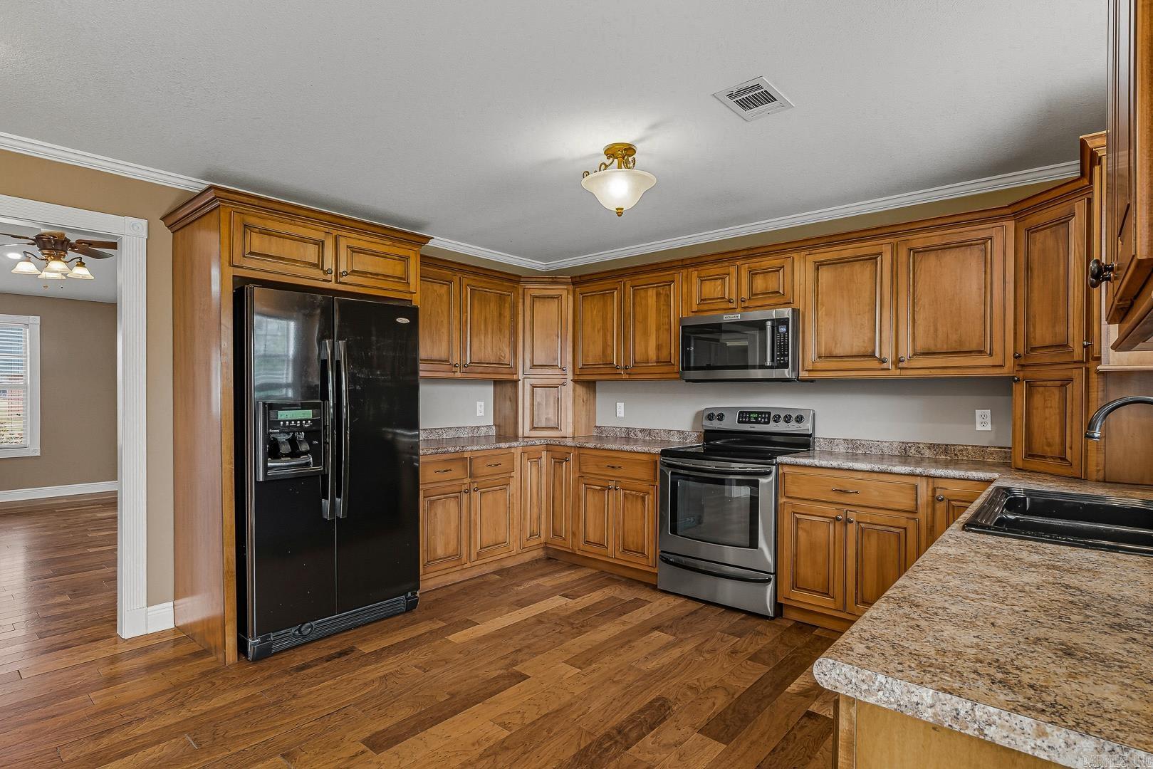 CARRIAGE HILL - Residential