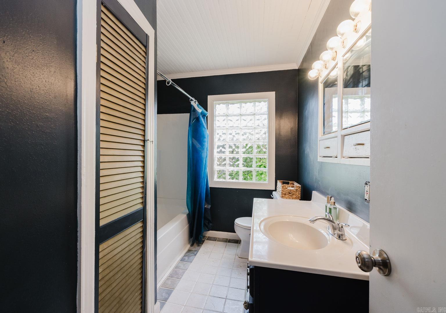 WESTWOOD - Residential