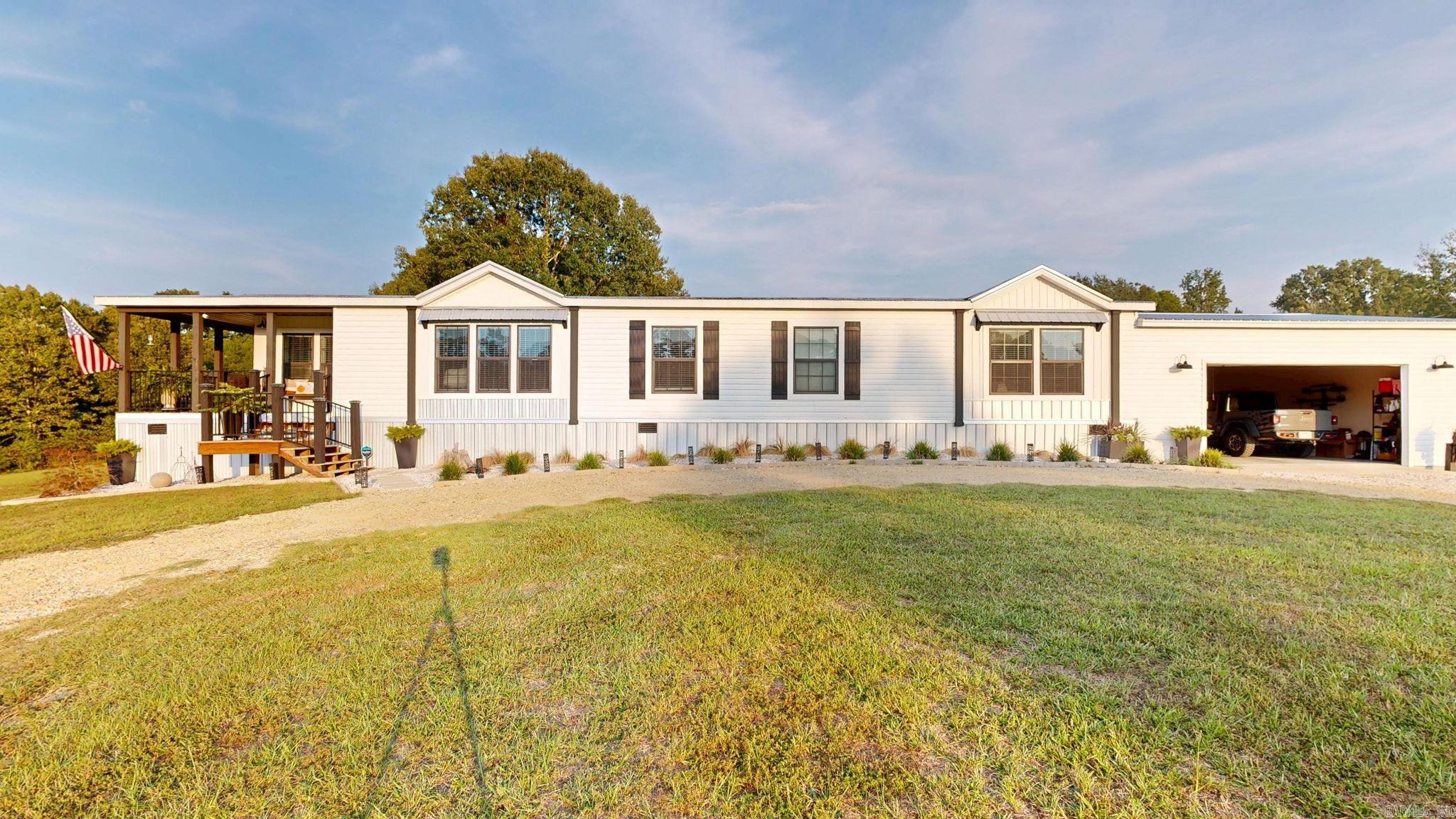 Metes & Bounds - Residential