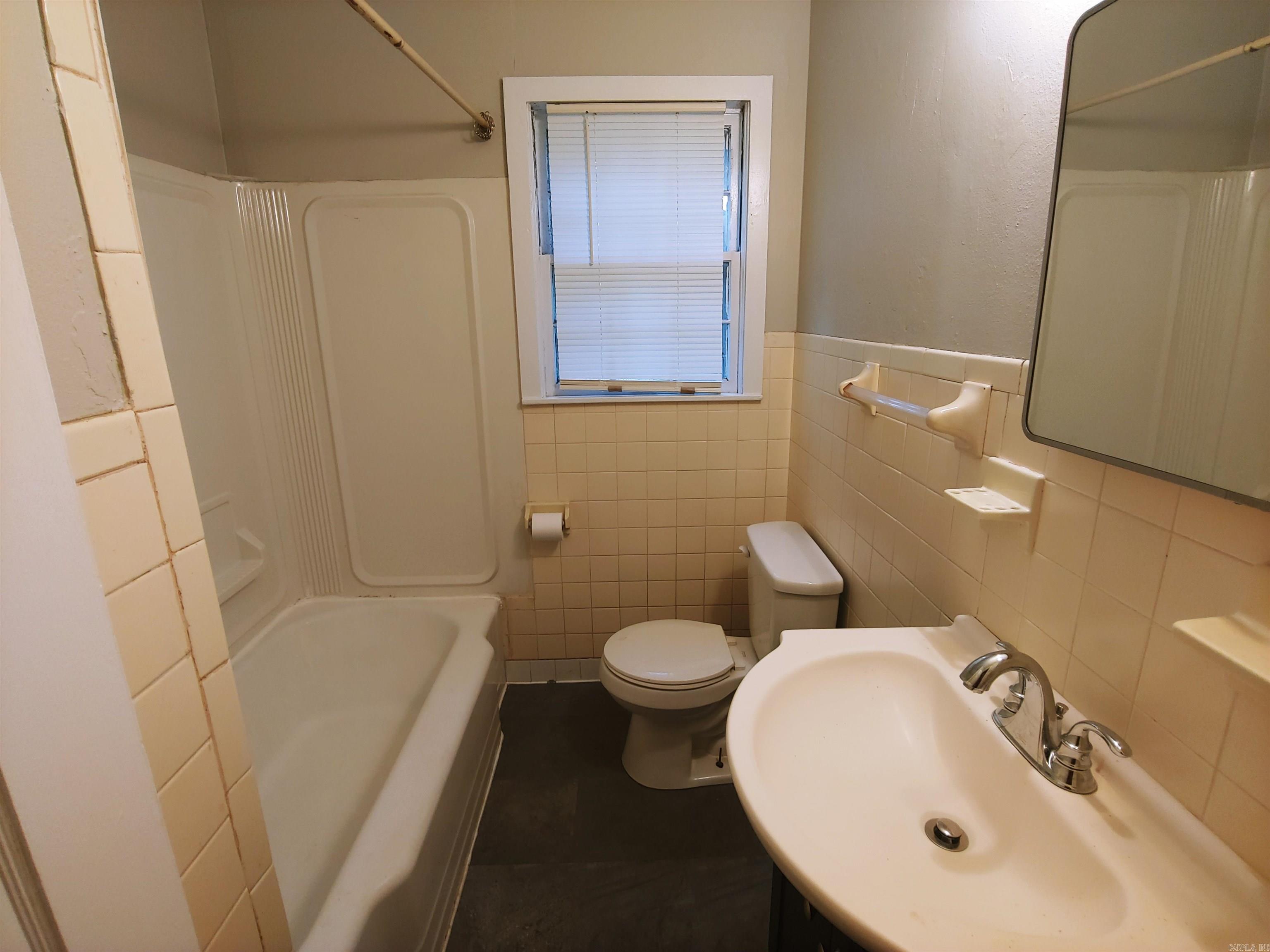 Camp Robinson 1N - Residential Lease