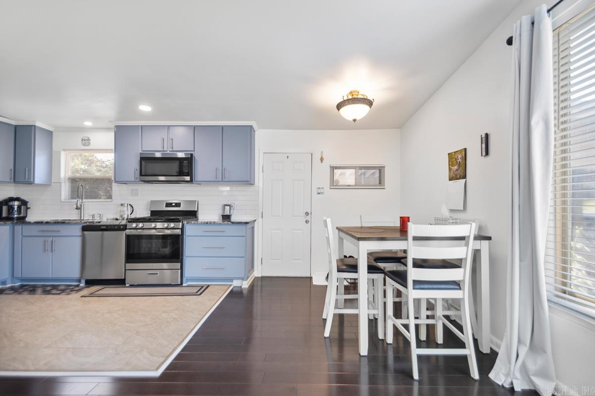 EASTWOOD HGTS - Residential