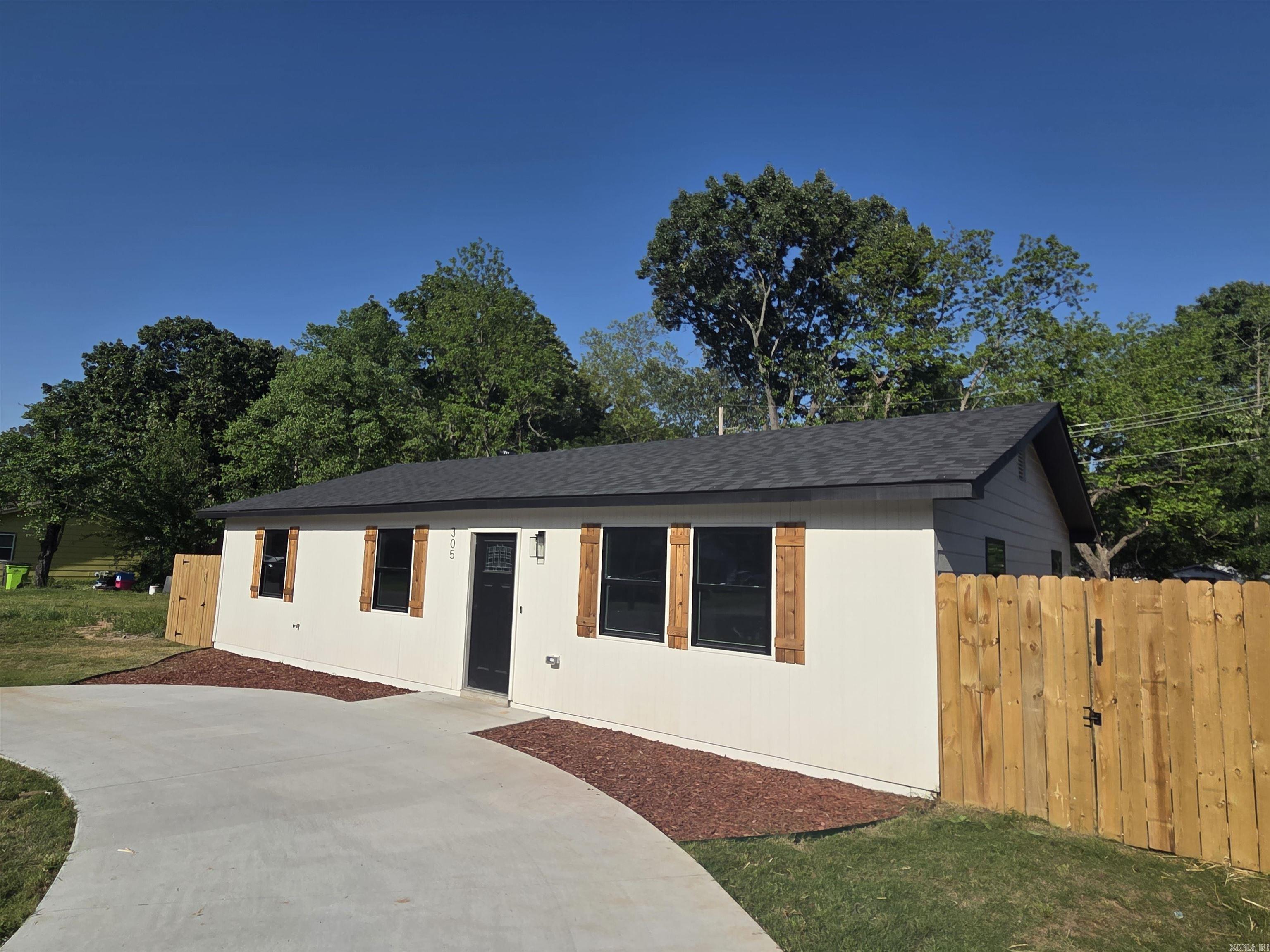 THOMAS - Residential