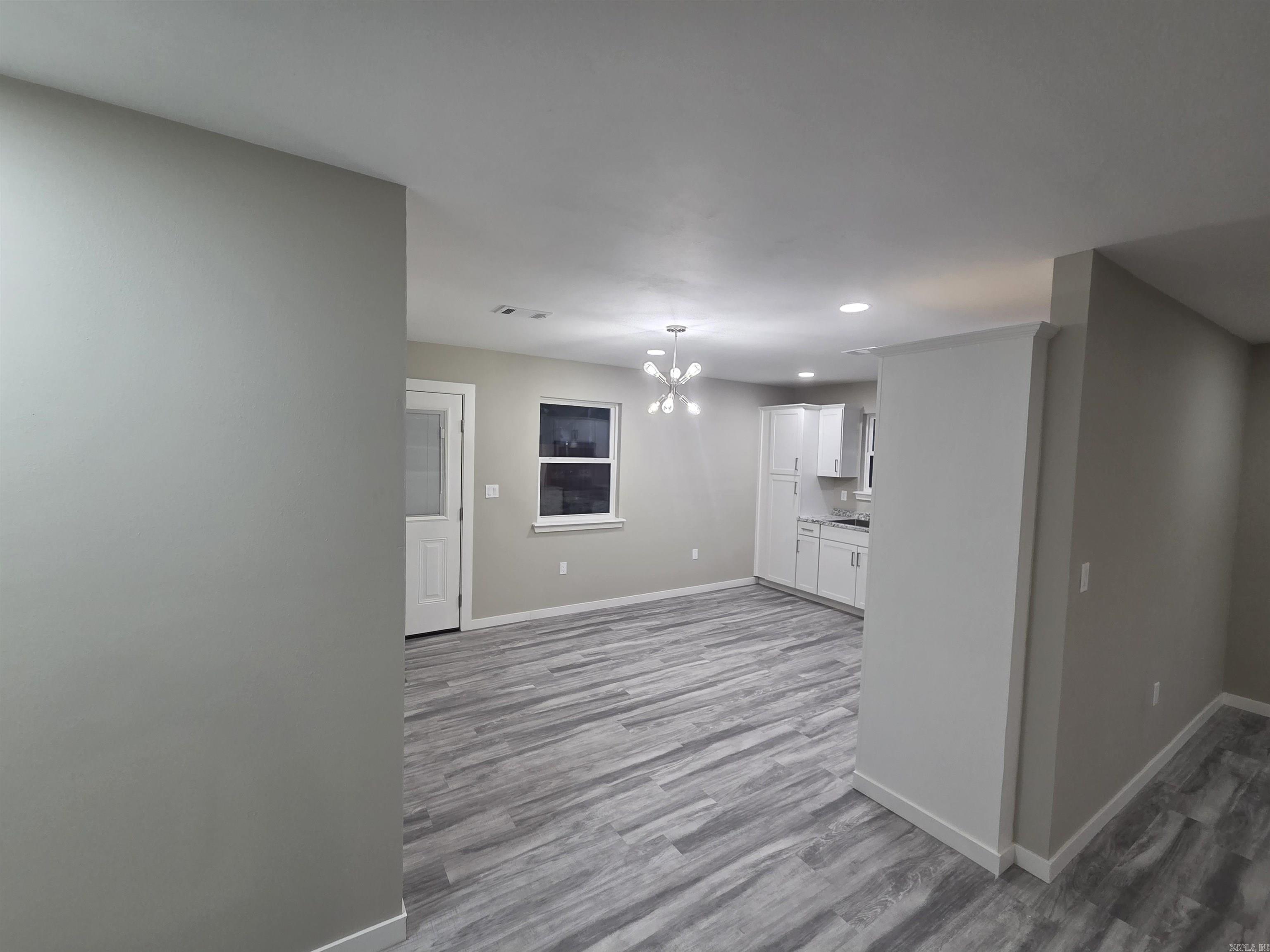 THOMAS - Residential