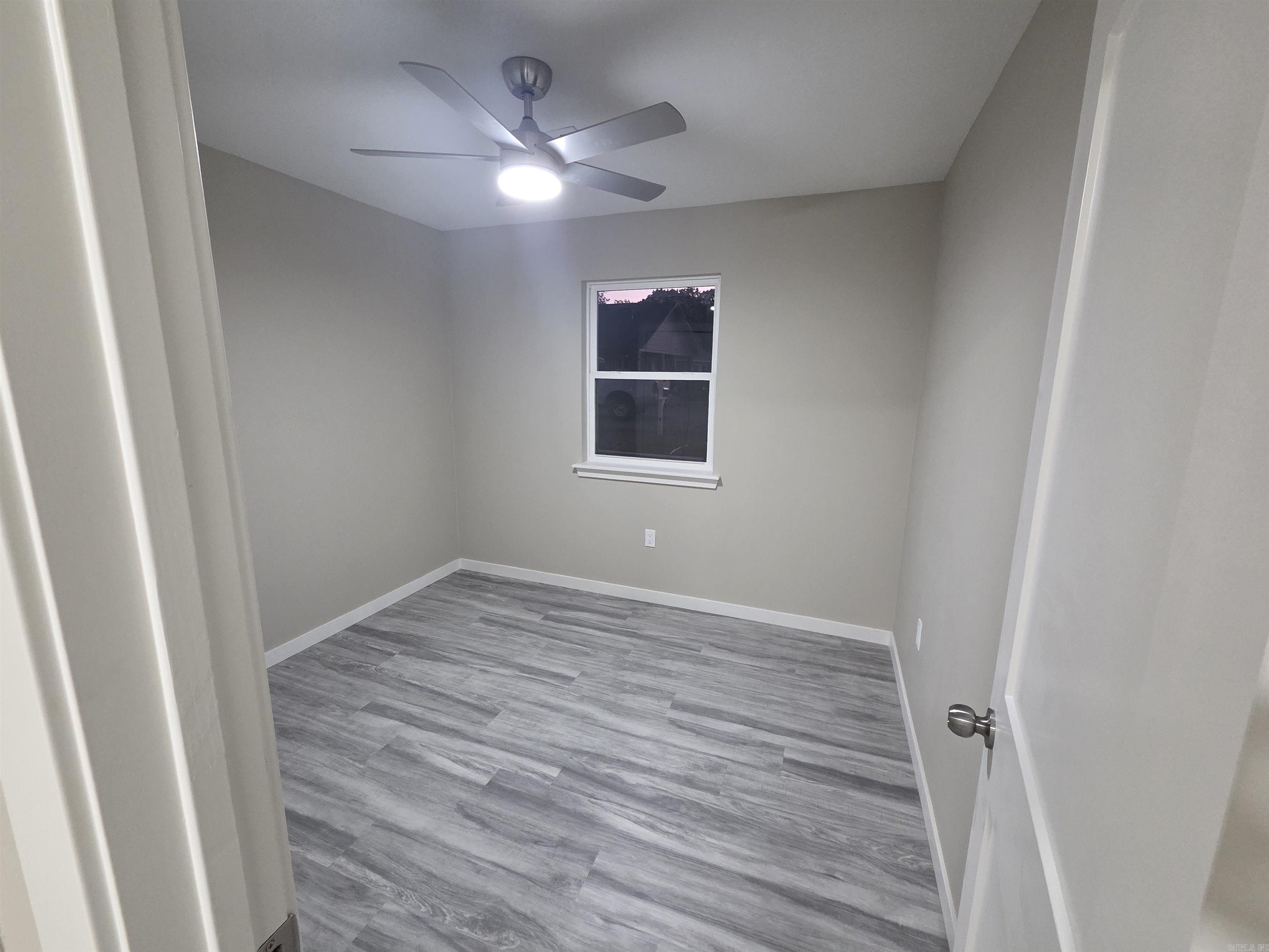 THOMAS - Residential